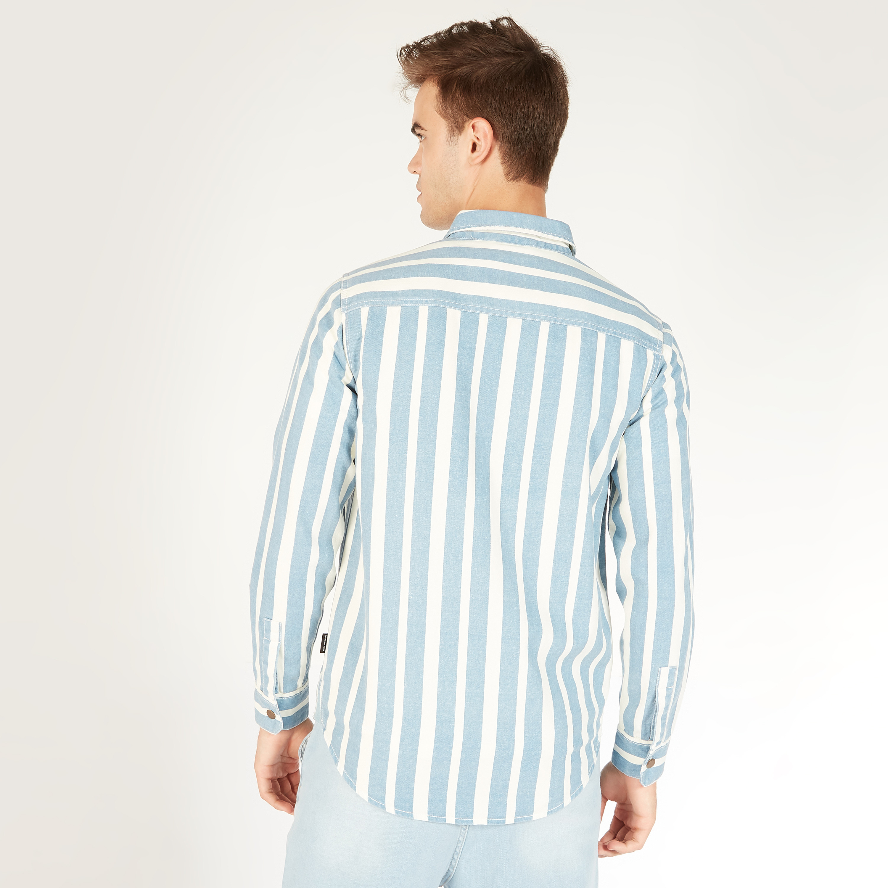 قميص تويل مقلّم بأكمام طويلة وجيب على الصدر من لي كوبر-men-clothing-shirts-image-4