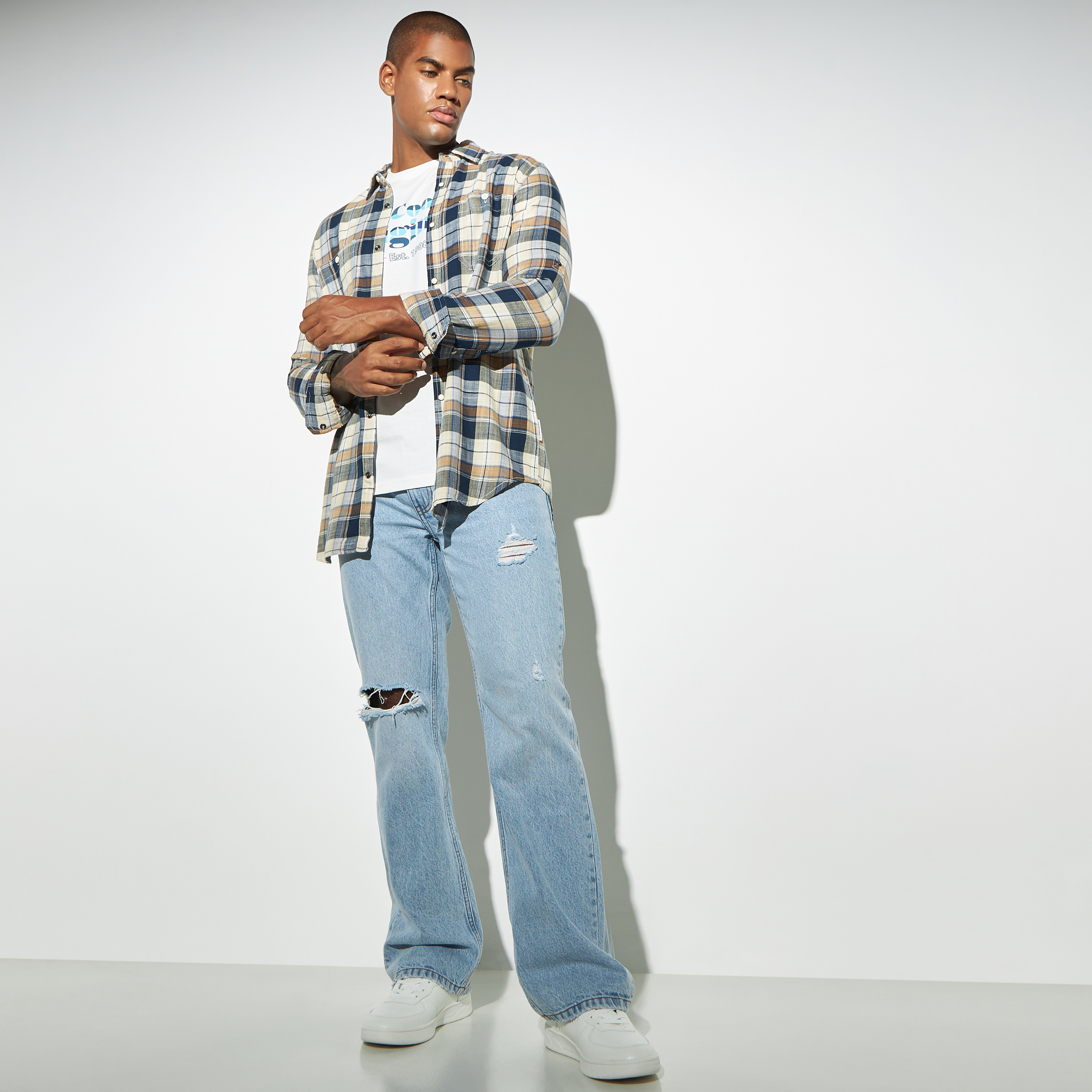 قميص كاروهات بأكمام طويلة وجيوب من لي كوبر-men-clothing-shirts-image-4