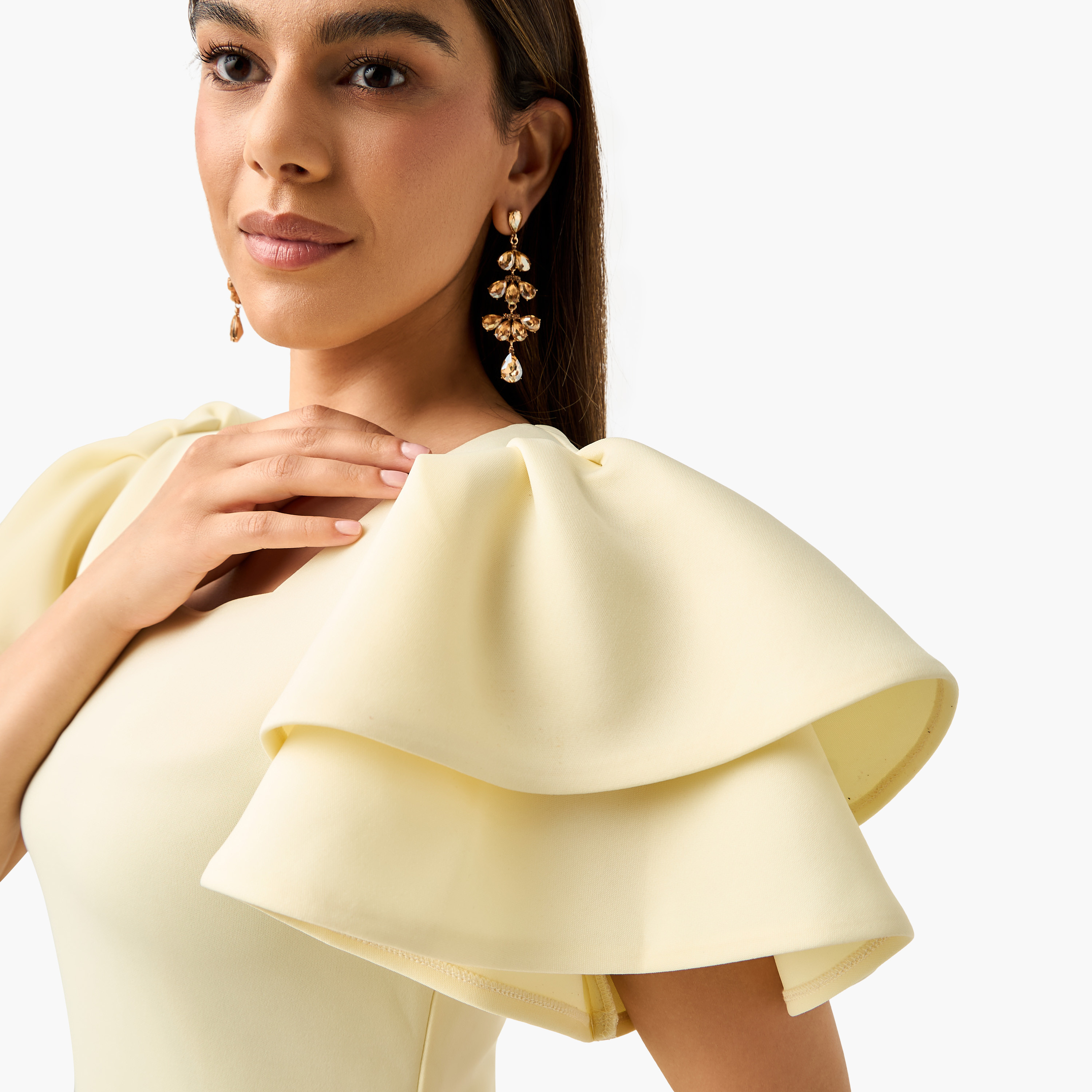 فستان ضيق سادة بأكمام كشكش وسحاب إغلاق من جولدن أبل-women-clothing-dresses-image-4