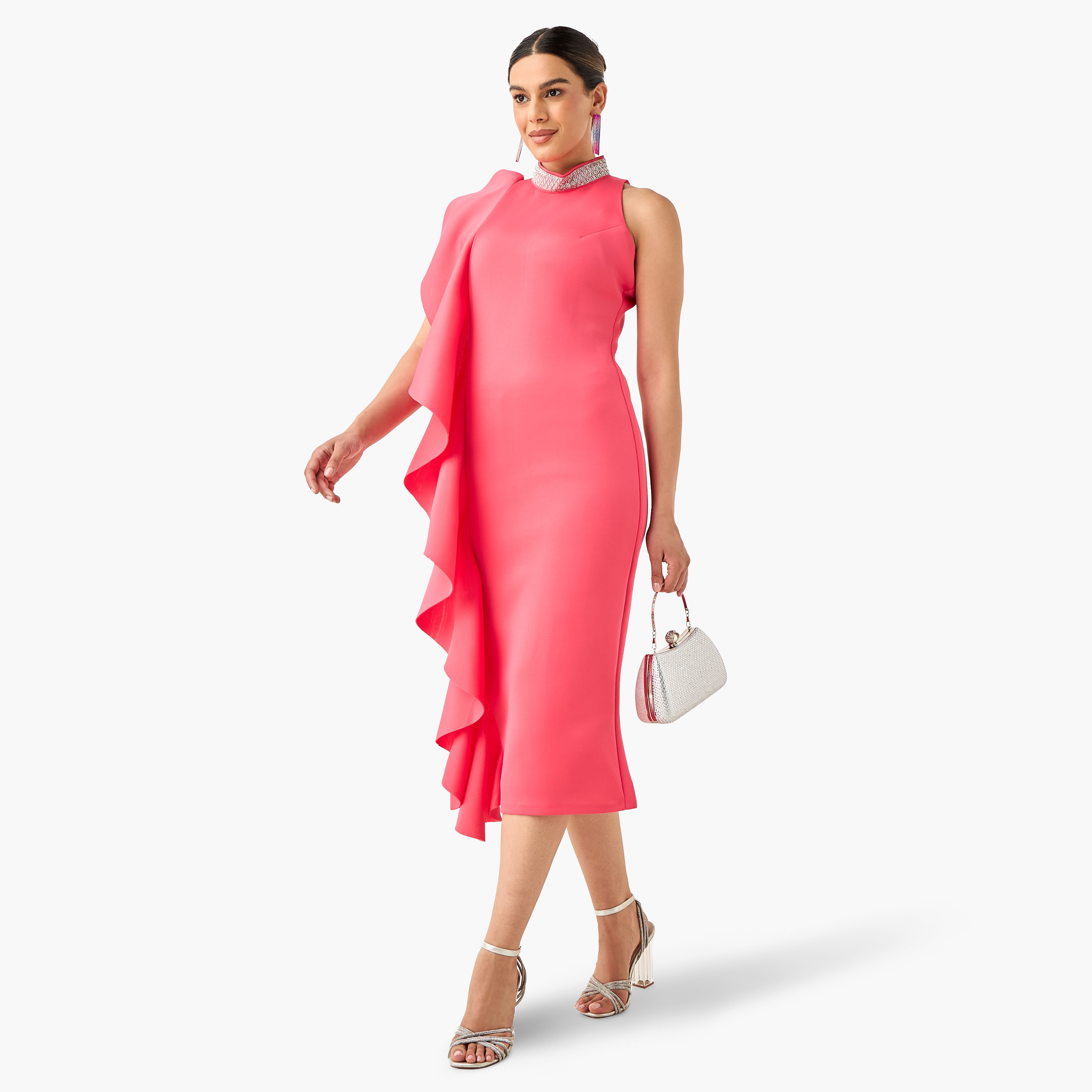 فستان ضيق بياقة عالية ودون أكمام مع لوح كشكش وتزيينات من جولدن أبل-women-clothing-dresses-image-6