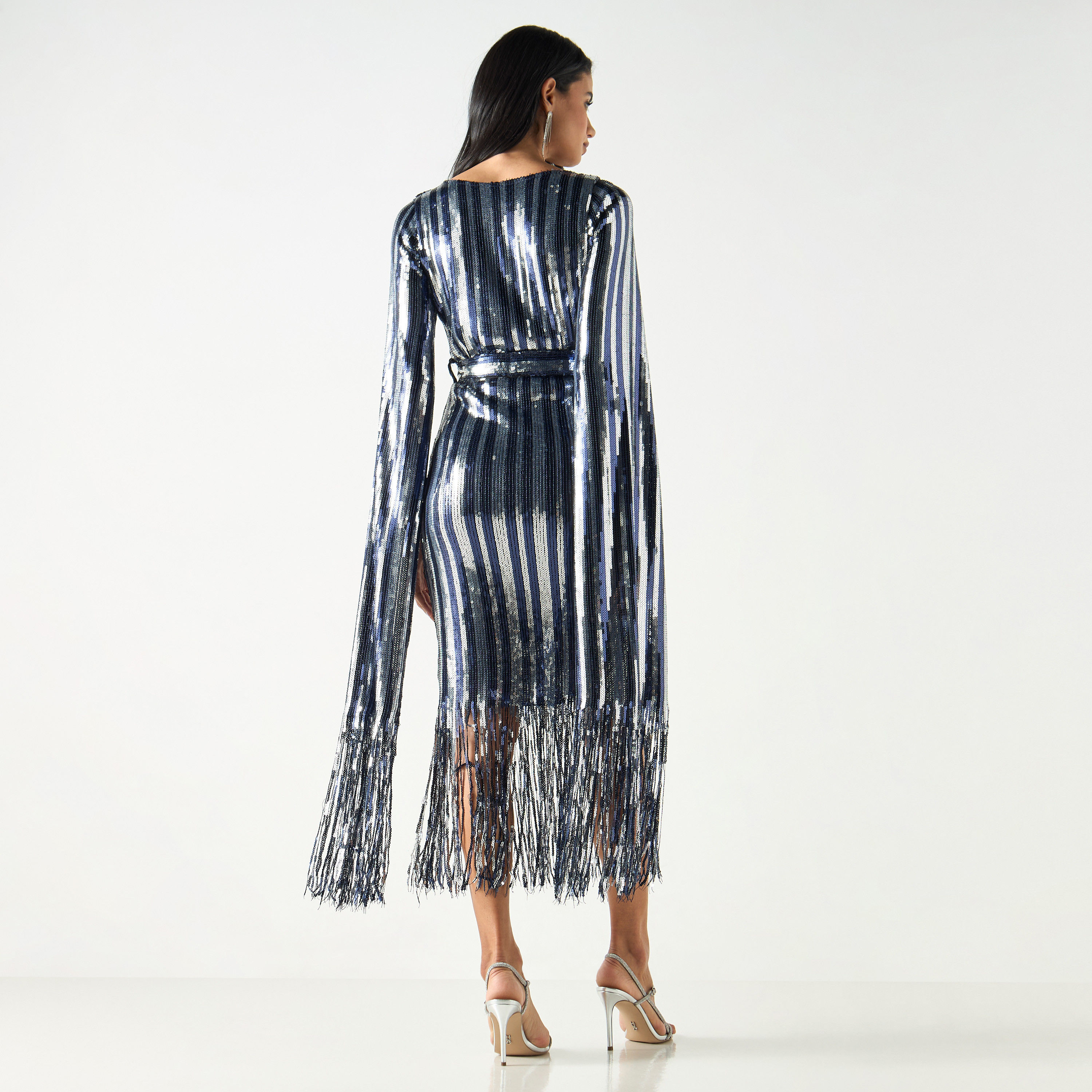 فستان ميدي بحافة بشرّابات وتفاصيل ترتر من جولدن أبل-women-clothing-dresses-image-8