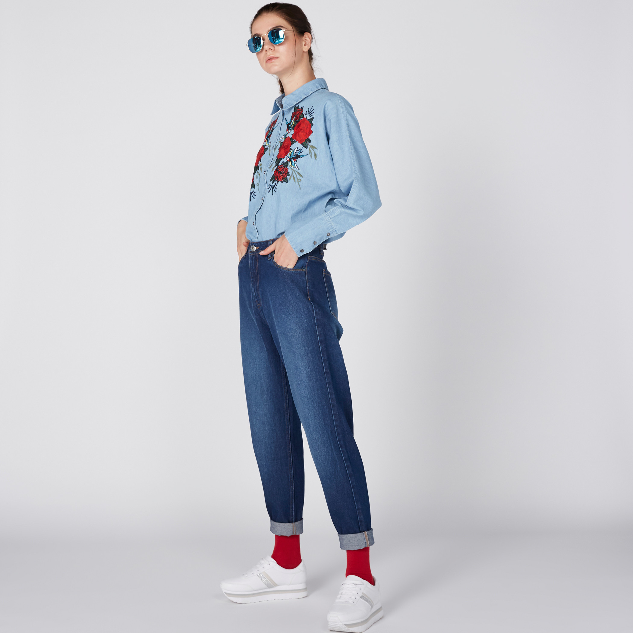 بنطال جينز بخصر مرتفع-women-clothing-bottoms-jeans-image-2