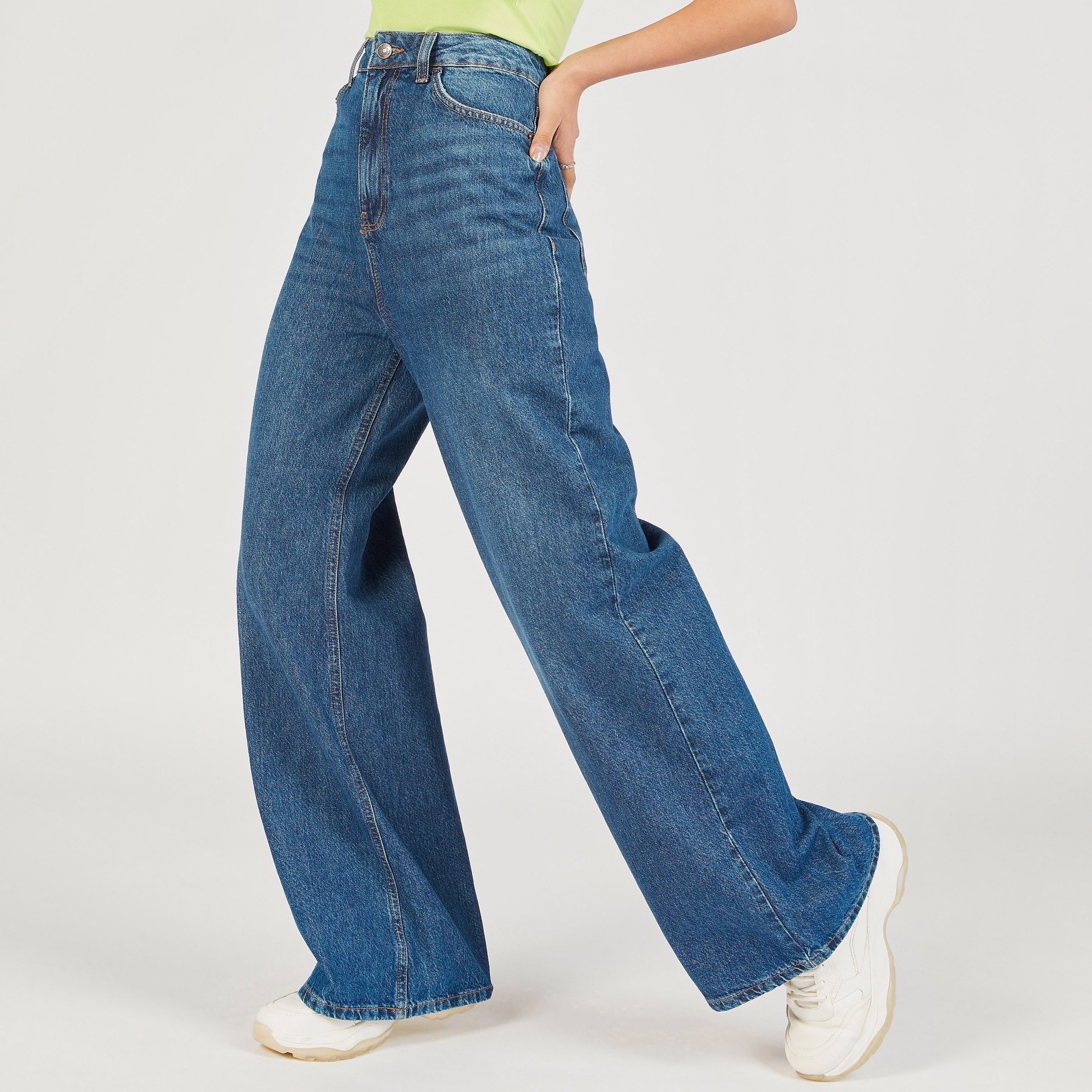Solid Mid-Rise Denim Pants with Button Closure and Pockets-women-clothing-bottoms-jeans-image-1