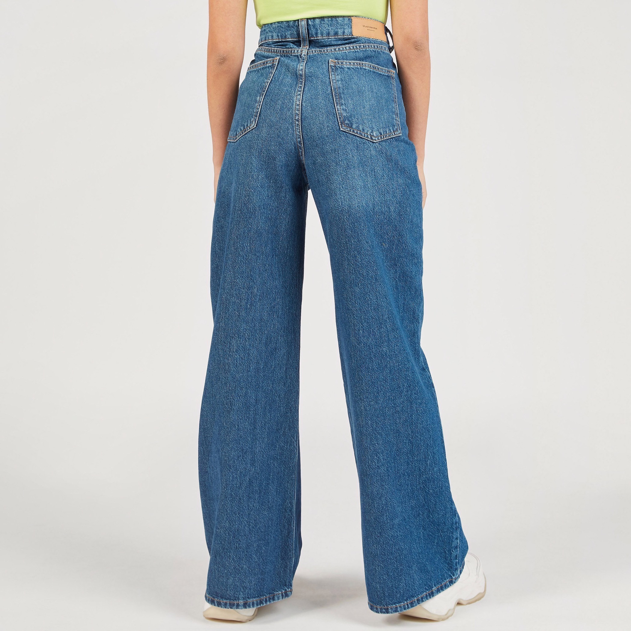 Solid Mid-Rise Denim Pants with Button Closure and Pockets-women-clothing-bottoms-jeans-image-4
