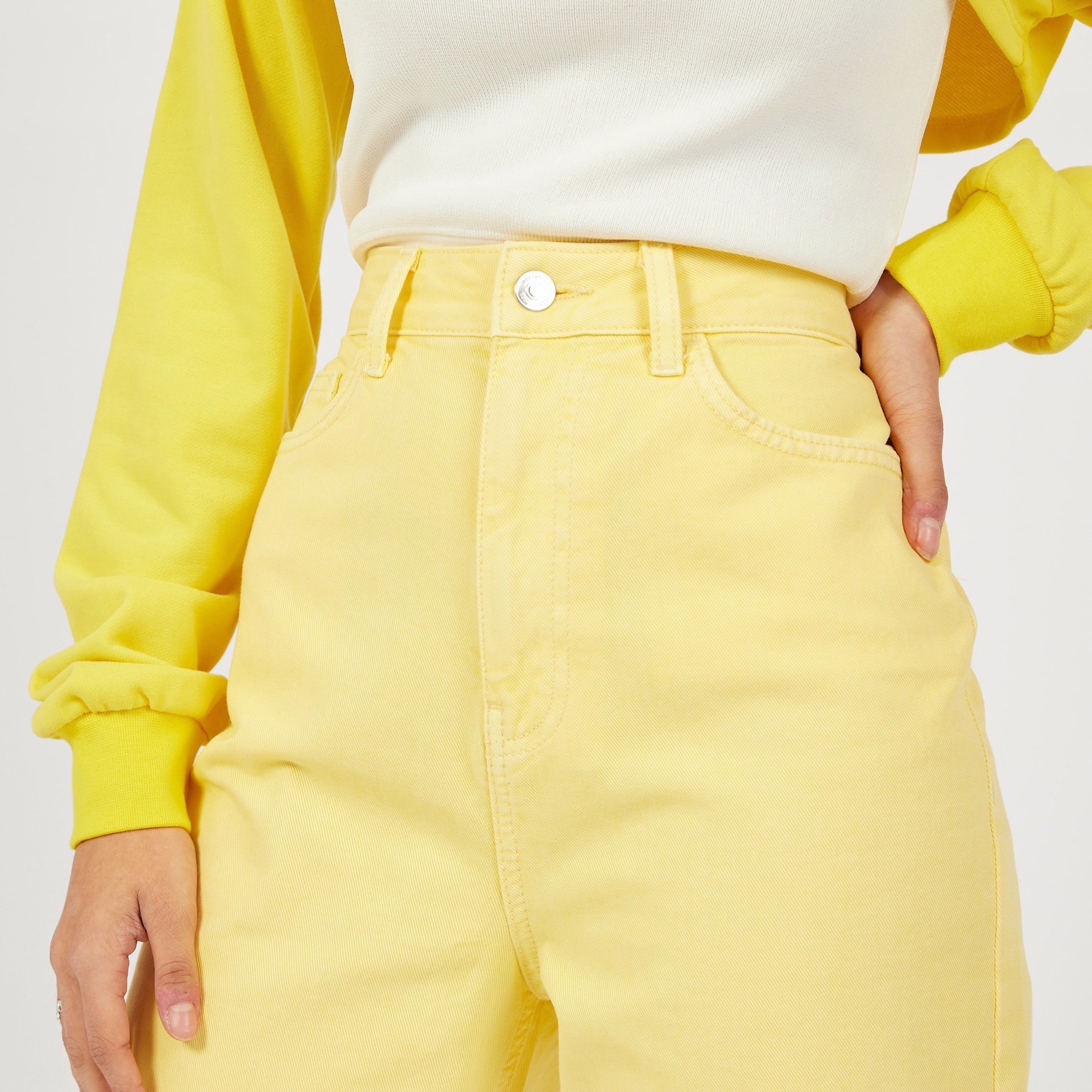 Solid Mid-Rise Denim Pants with Button Closure and Pockets-women-clothing-bottoms-jeans-image-8