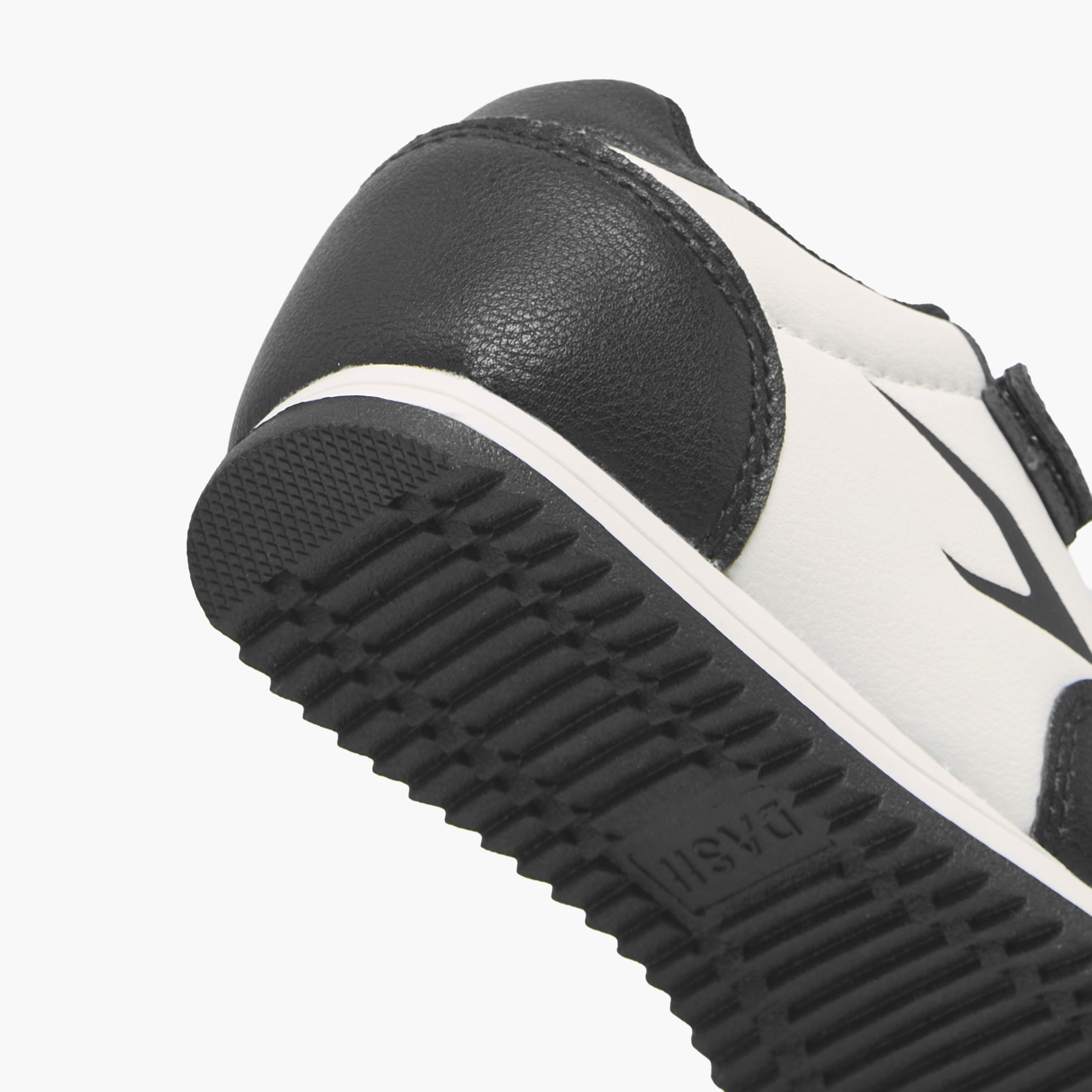 حذاء سنيكرز بطول الكاحل وشريط إغلاق لاصق للأولاد من داش-boys-shoes-sneakers-image-8