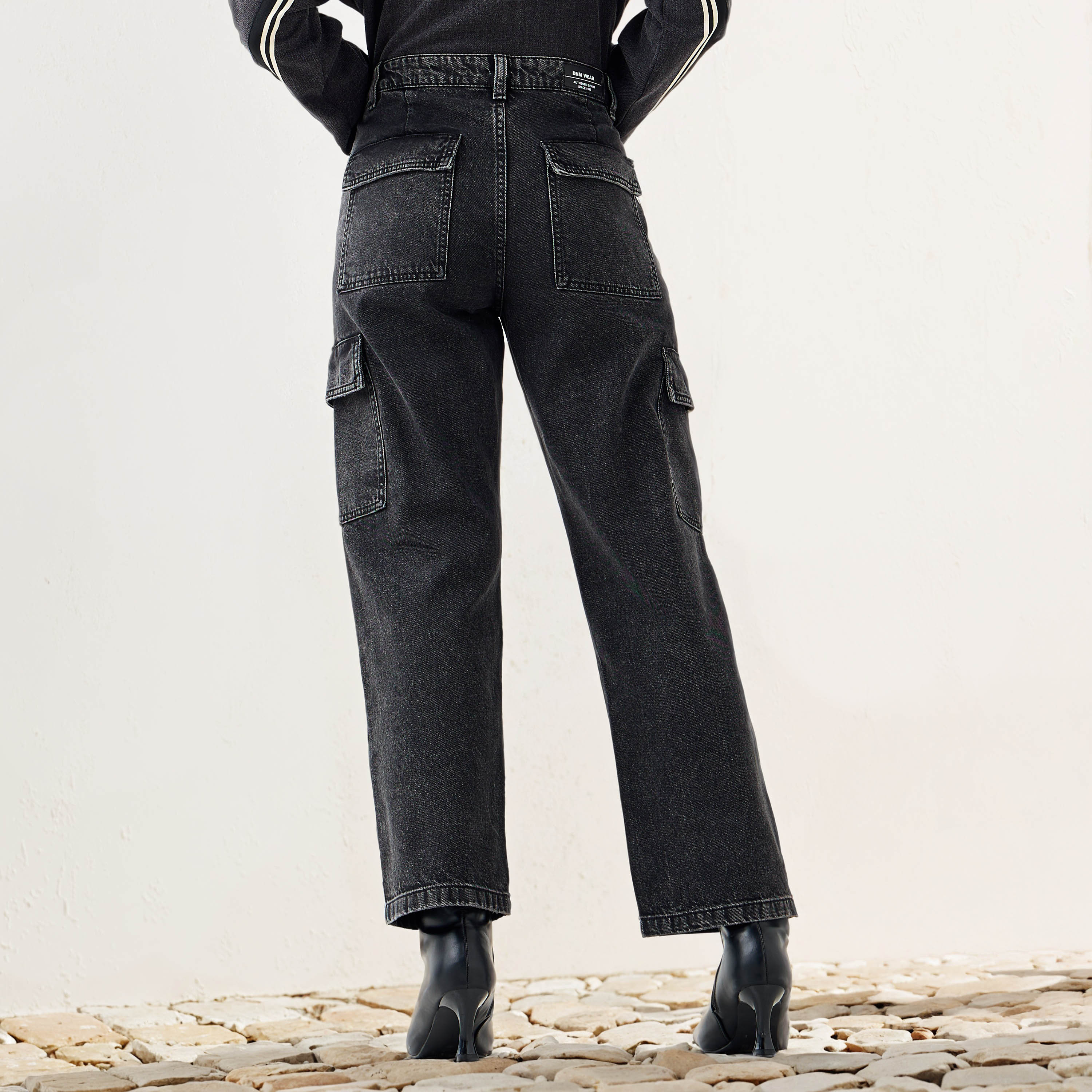 Straight Fit Cotton Jeans with Pockets-women-clothing-bottoms-jeans-image-3
