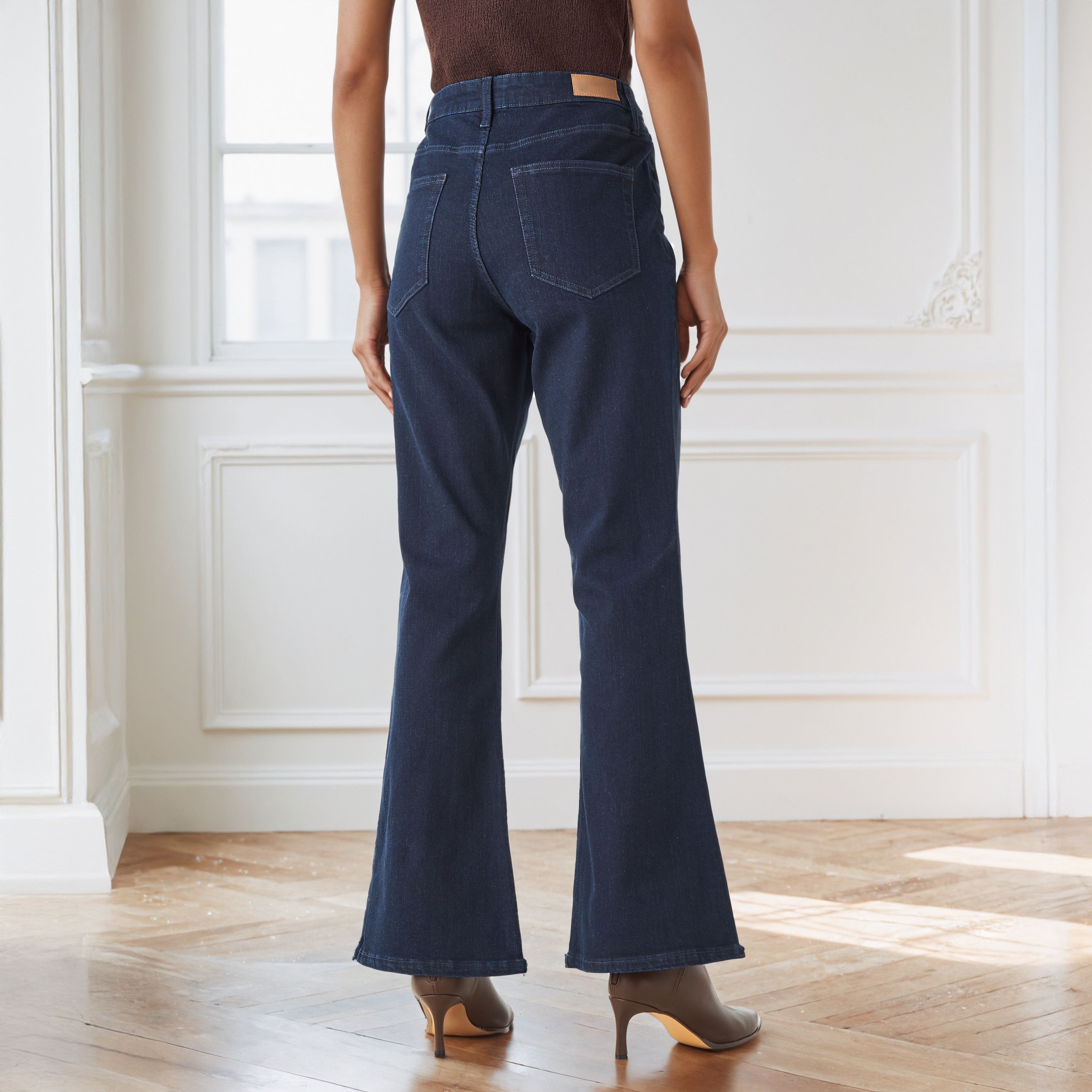Flared High-Rise Cotton Jeans with Pockets-women-clothing-bottoms-jeans-image-3