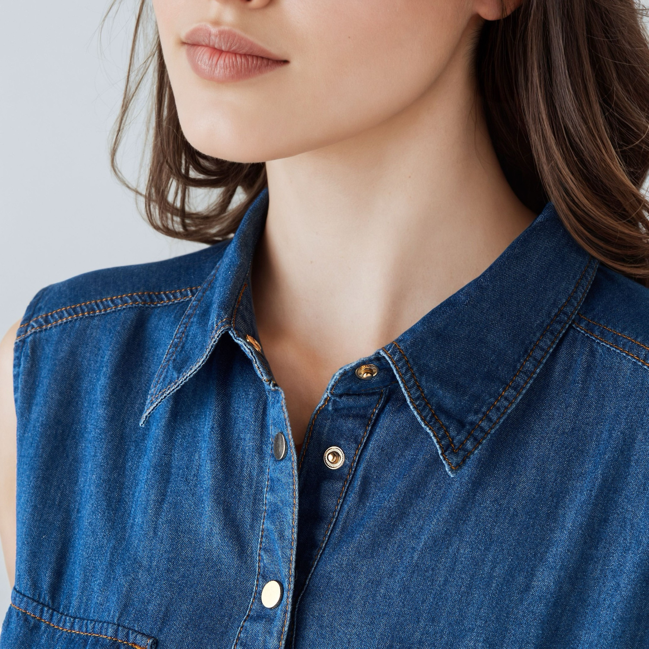 Denim Tiered Sleeveless Dress with Collar and Pockets-women-clothing-dresses-image-3