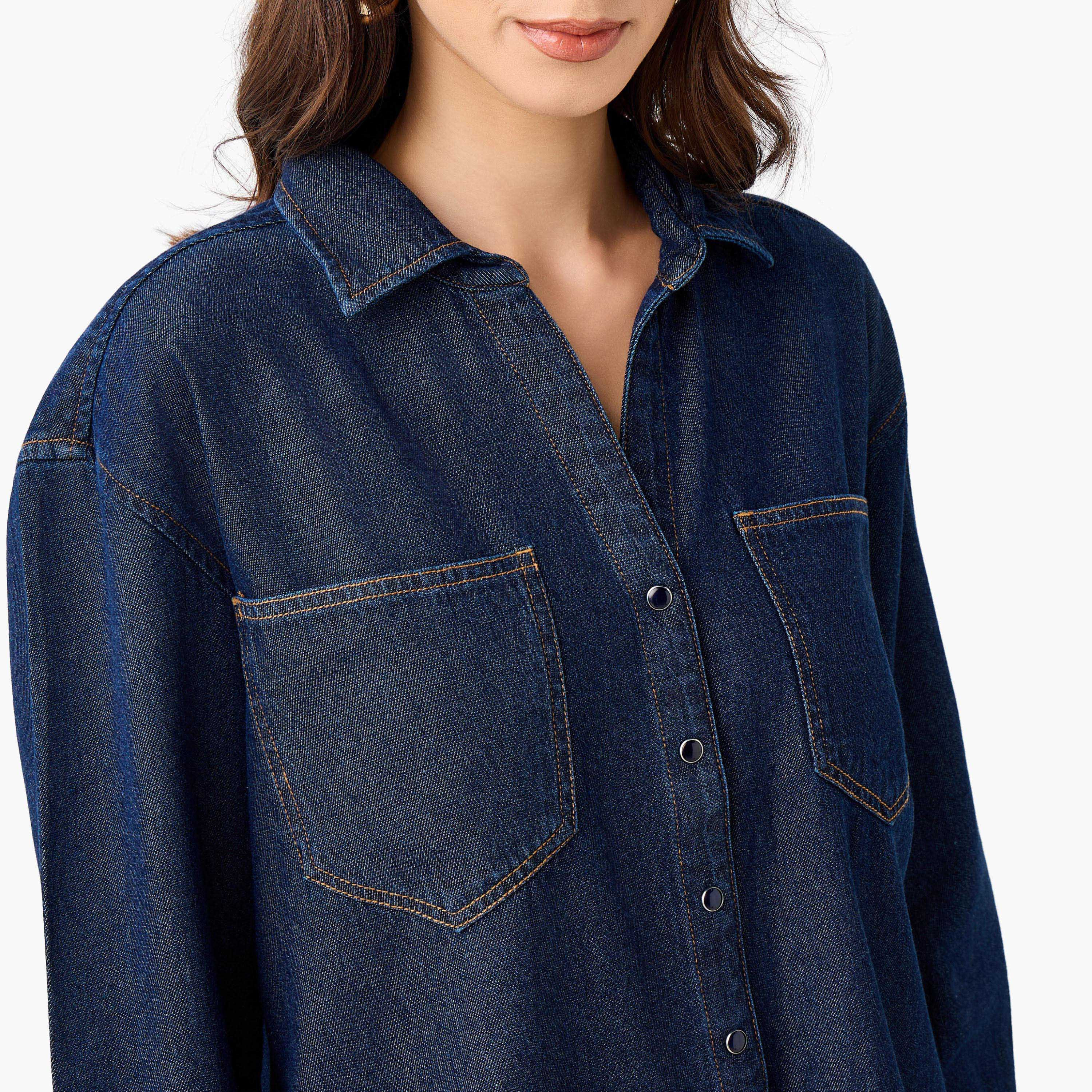 قميص دينم قطن بقصة واسعة وجيوب-women-clothing-shirtsandblouses-shirts-image-4