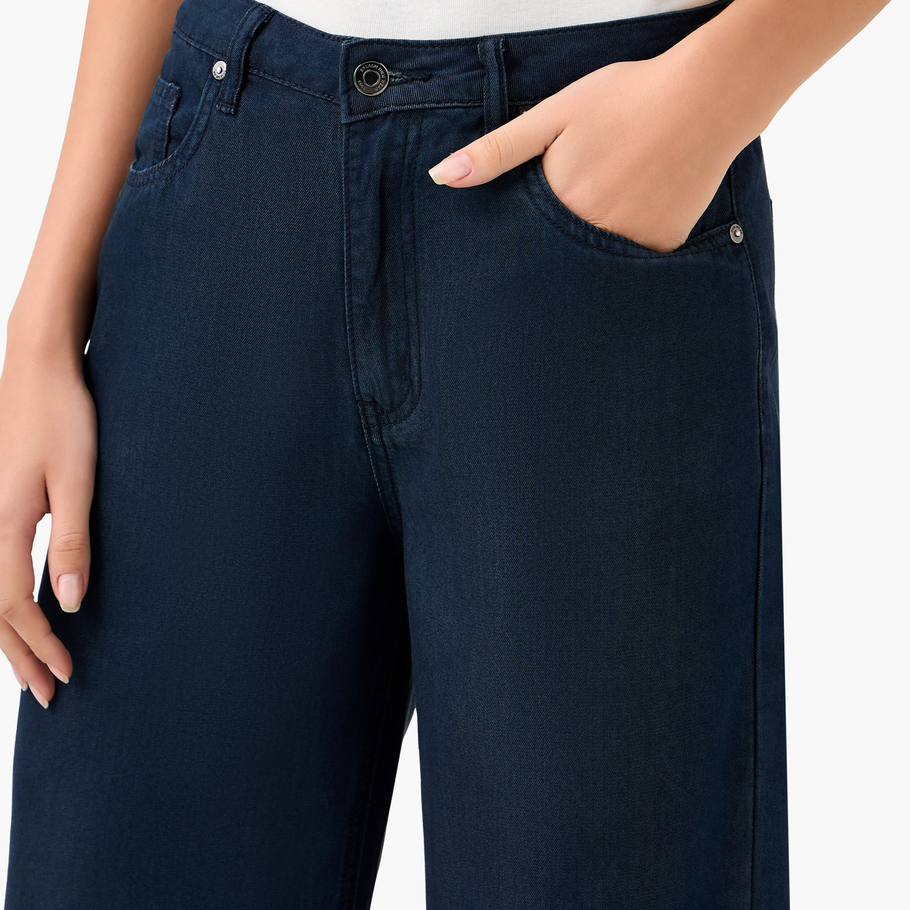 بنطلون جينز بساق واسعة وجيوب-women-clothing-bottoms-jeans-image-3