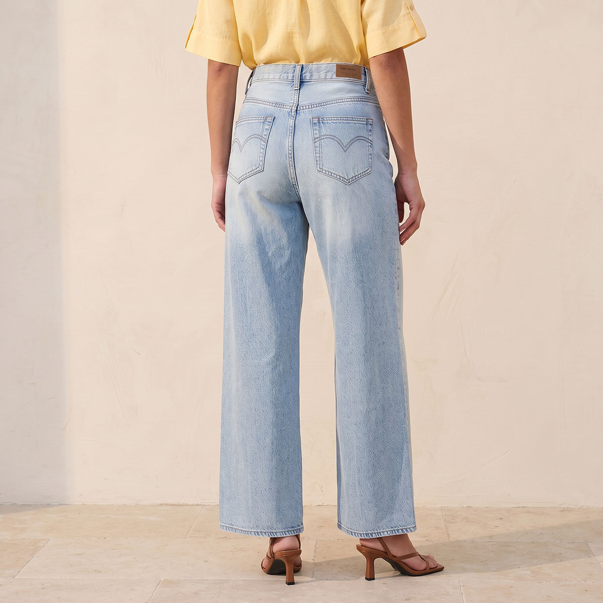 بنطلون جينز بقصّة مستقيمة وخصر مرتفع من سبلاش دنيم-women-clothing-bottoms-jeans-image-4