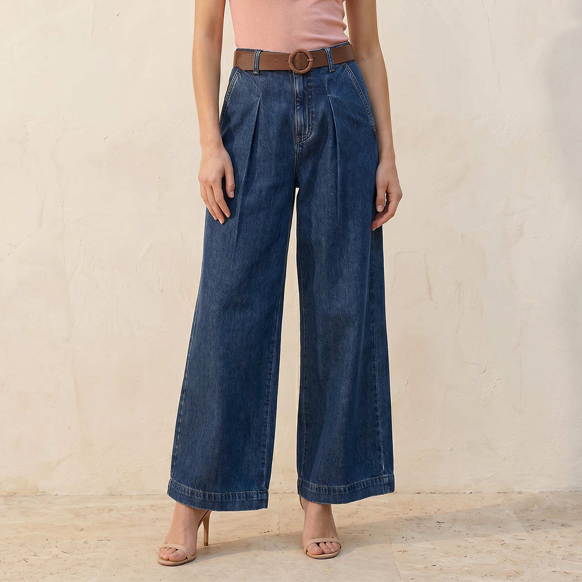بنطلون جينز واسع الساقين بخصر مرن وحزام من سبلاش دينم-women-clothing-bottoms-jeans-image-1
