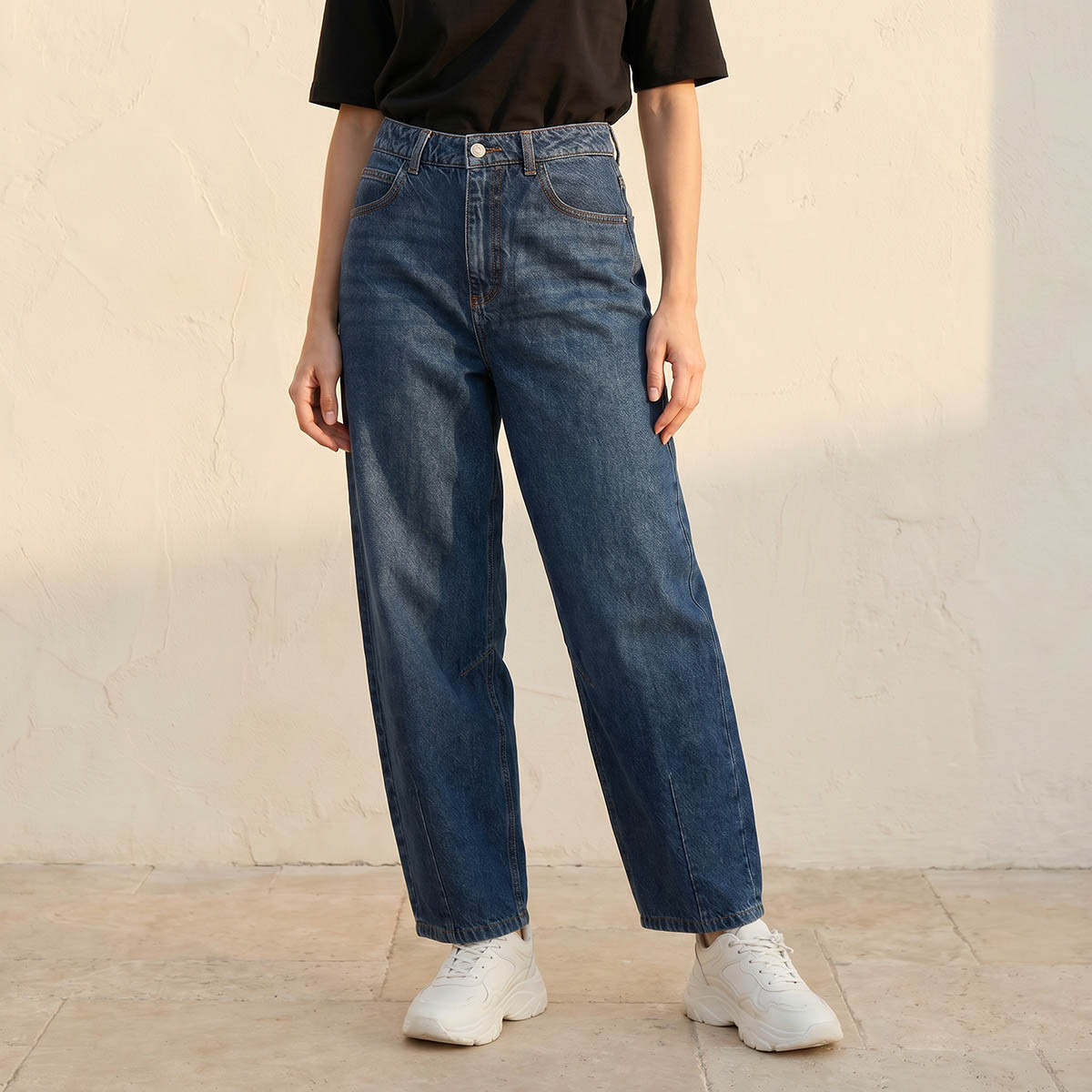 بنطلون جينز بقصة برميل من سبلاش دينم-women-clothing-bottoms-jeans-image-1