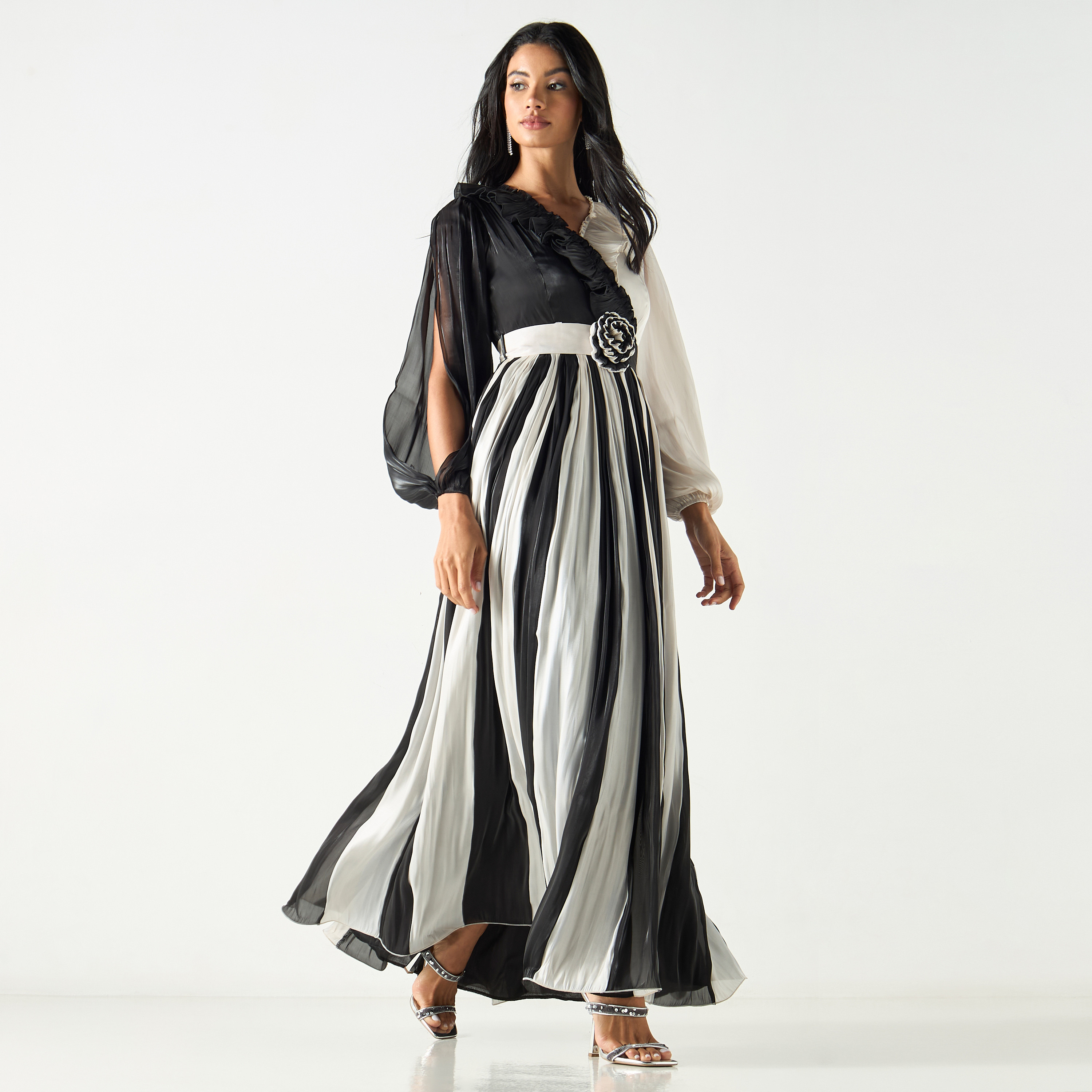 فستان طويل كتل ألوان بأكمام طويلة بفتحة وخصر برباط-women-clothing-dresses-image-2