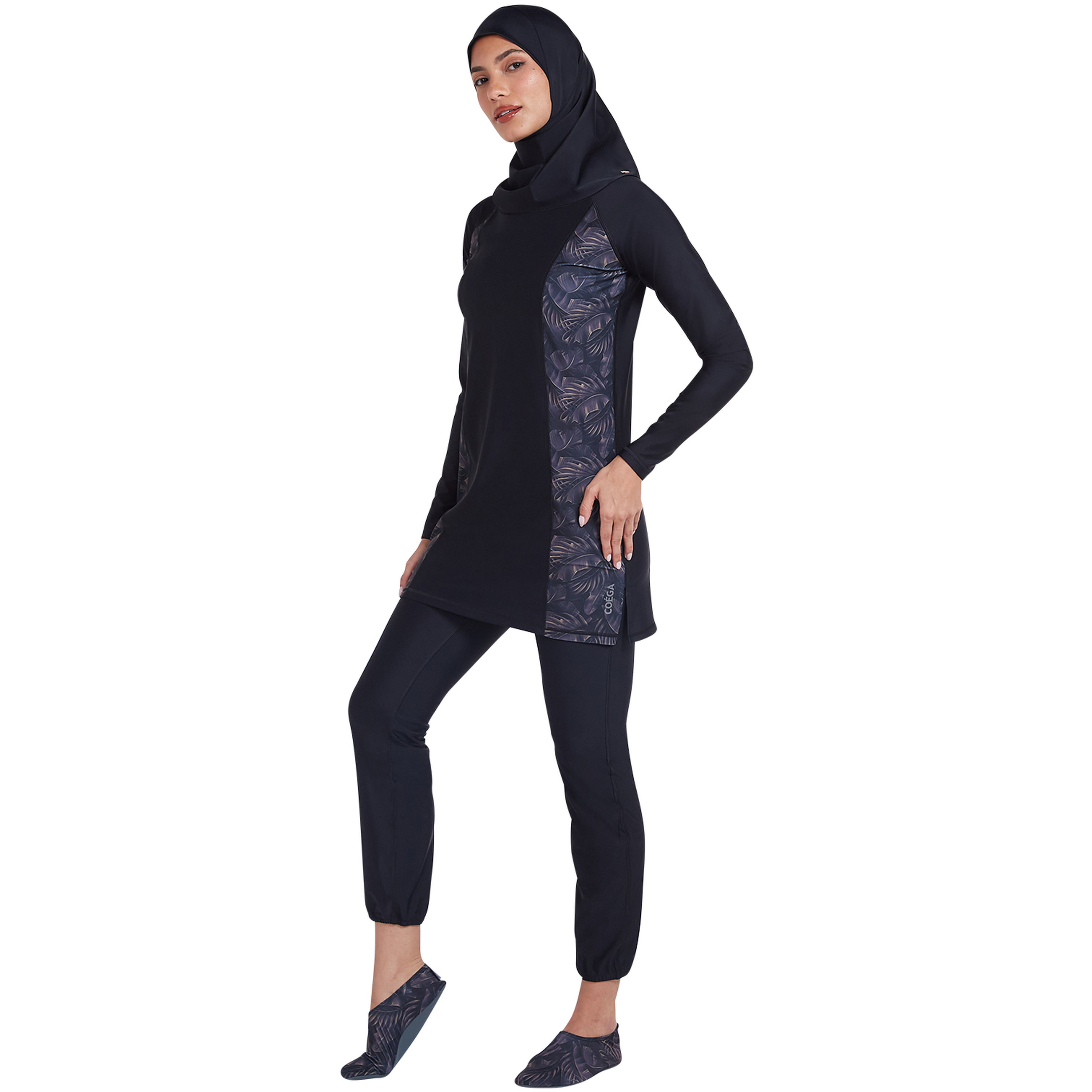 كويغا - طقم سباحة نسائي محتشم من 3 قطع، تصميم نحيف، لون أسود وفضي استوائي-women-clothing-swimandbeach-swimsuits-image-2