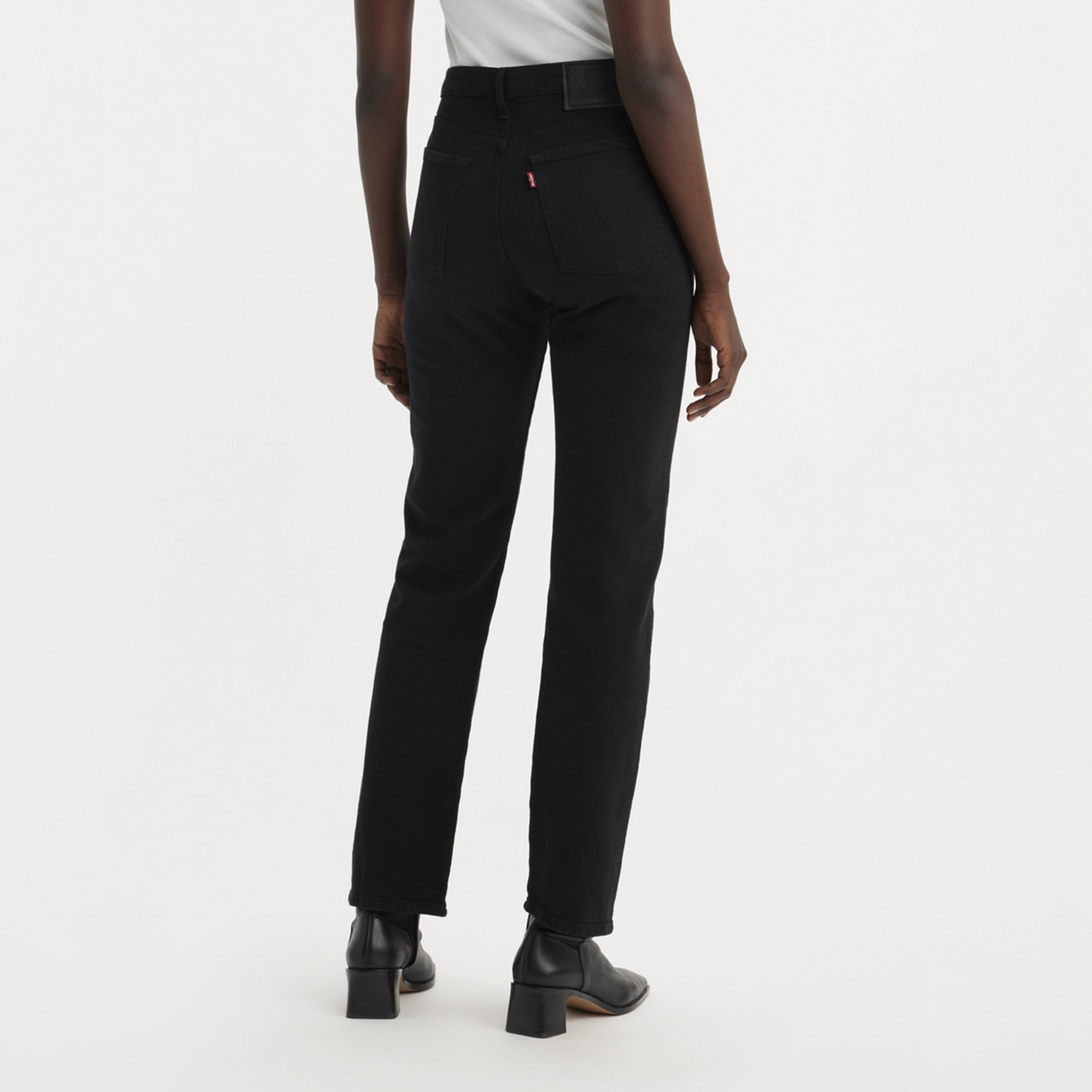 بنطلون جينز نسائي 505 بقصة ضيقة اسود بخمسة جيوب مقاس 32 سم من ليفايس-women-clothing-bottoms-jeans-image-4