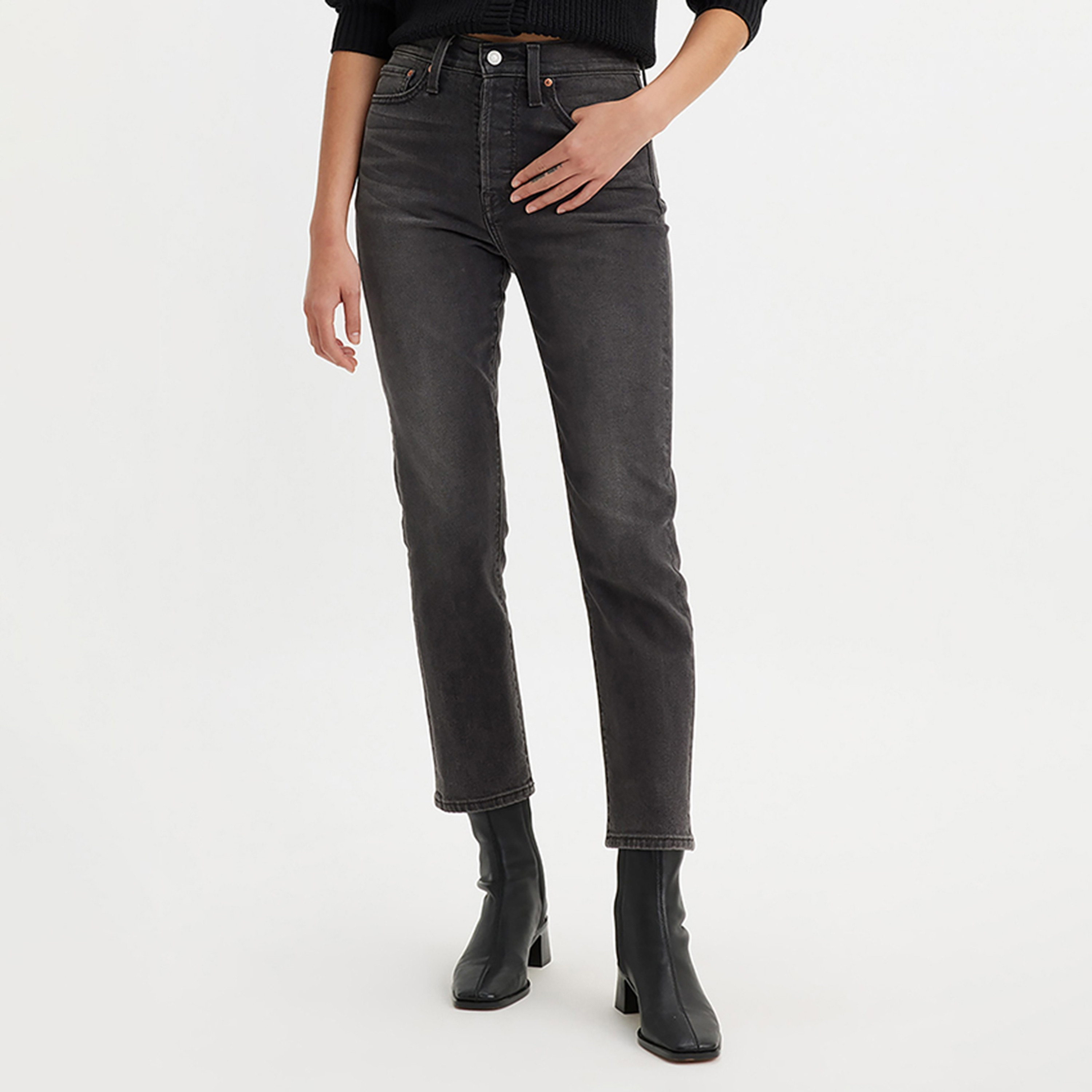 بنطلون جينز نسائي ضيق أسود بخمسة جيوب، مقاس 28 من ليفايس-women-clothing-bottoms-jeans-image-1