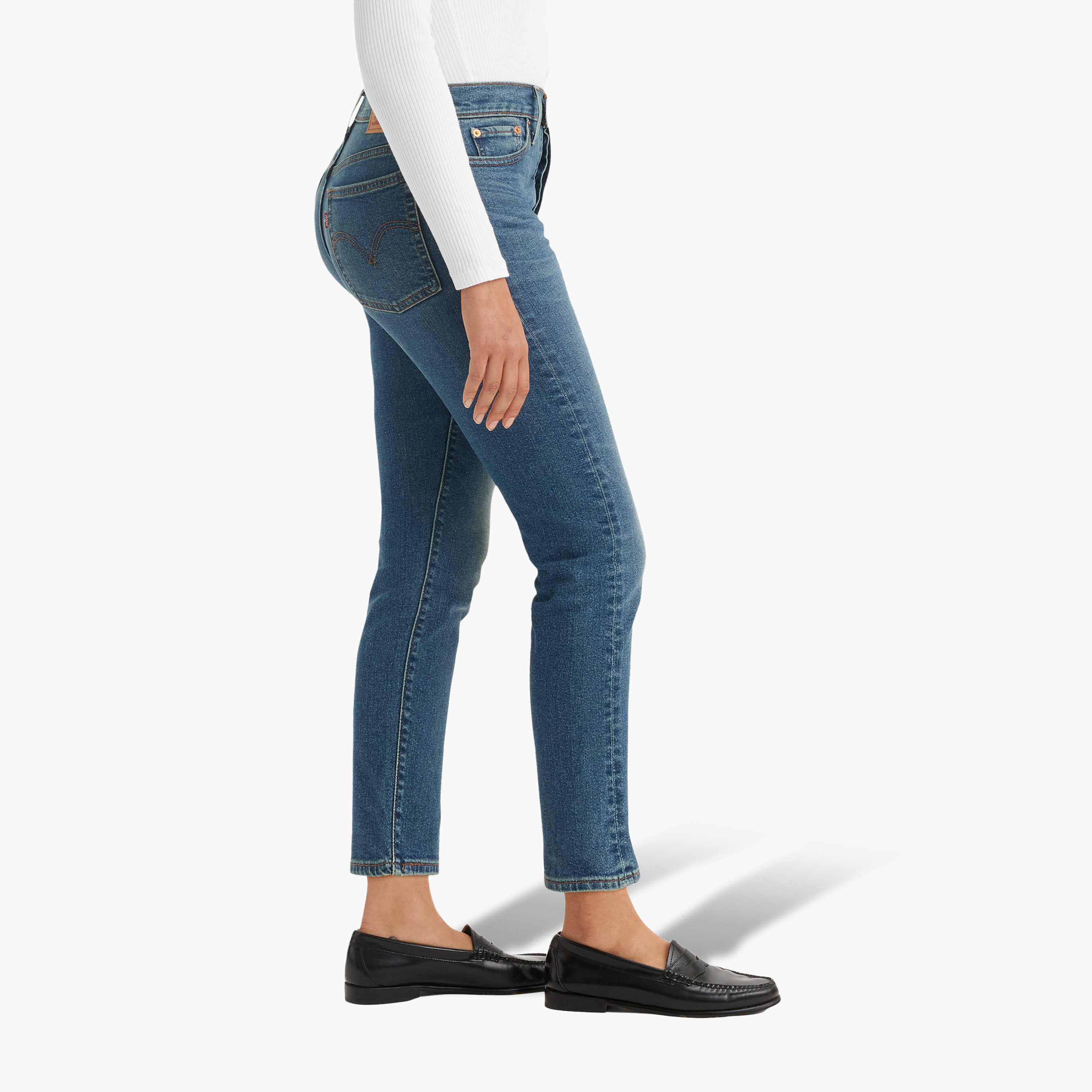 بنطلون جينز نسائي مغسول قصة مستقيمة - أزرق - مقاس 30 من ليفايز-women-clothing-bottoms-jeans-image-3