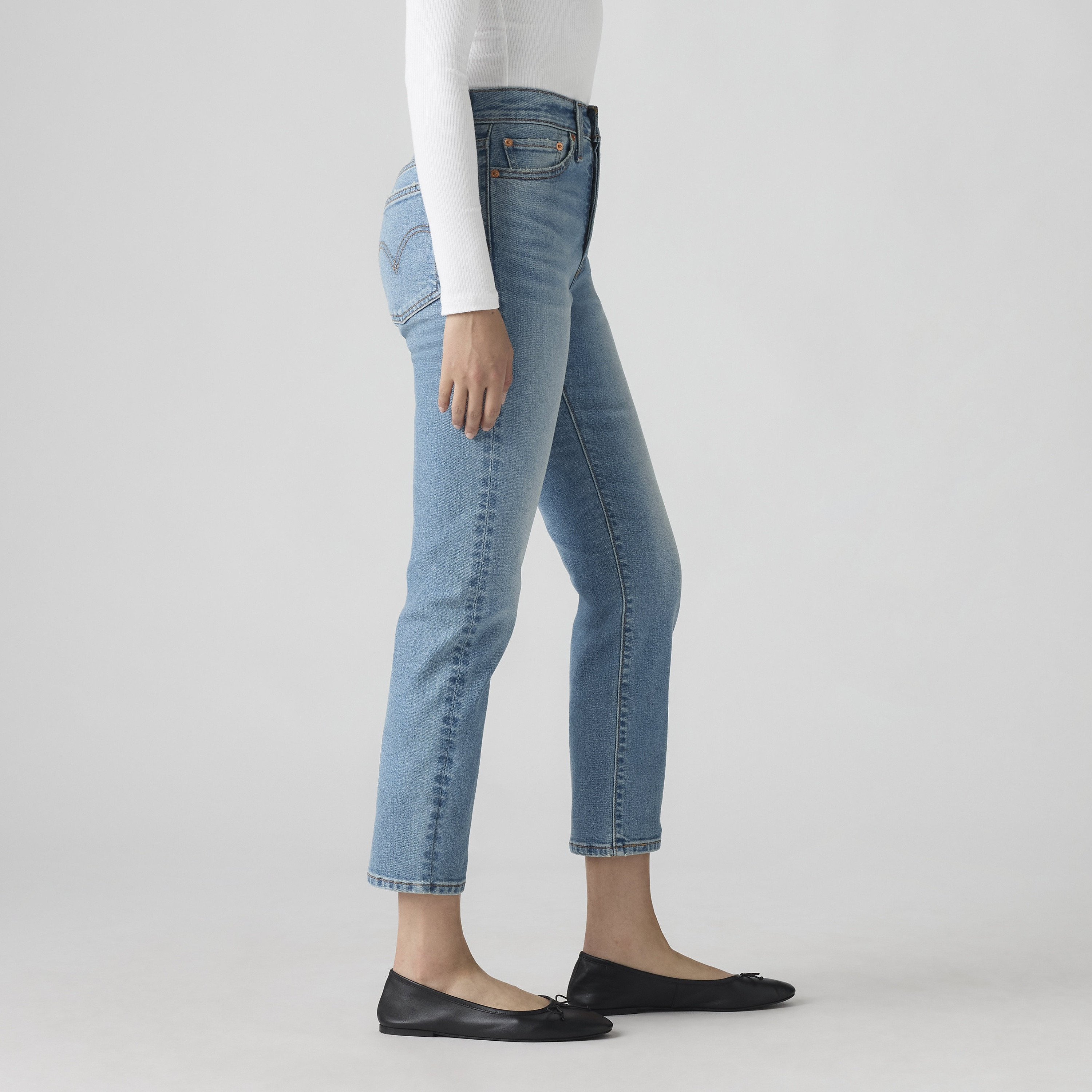 Levi's Slim Fit Blue 5 Pocket Women's Jeans Inseam 30-women-clothing-bottoms-jeans-image-4