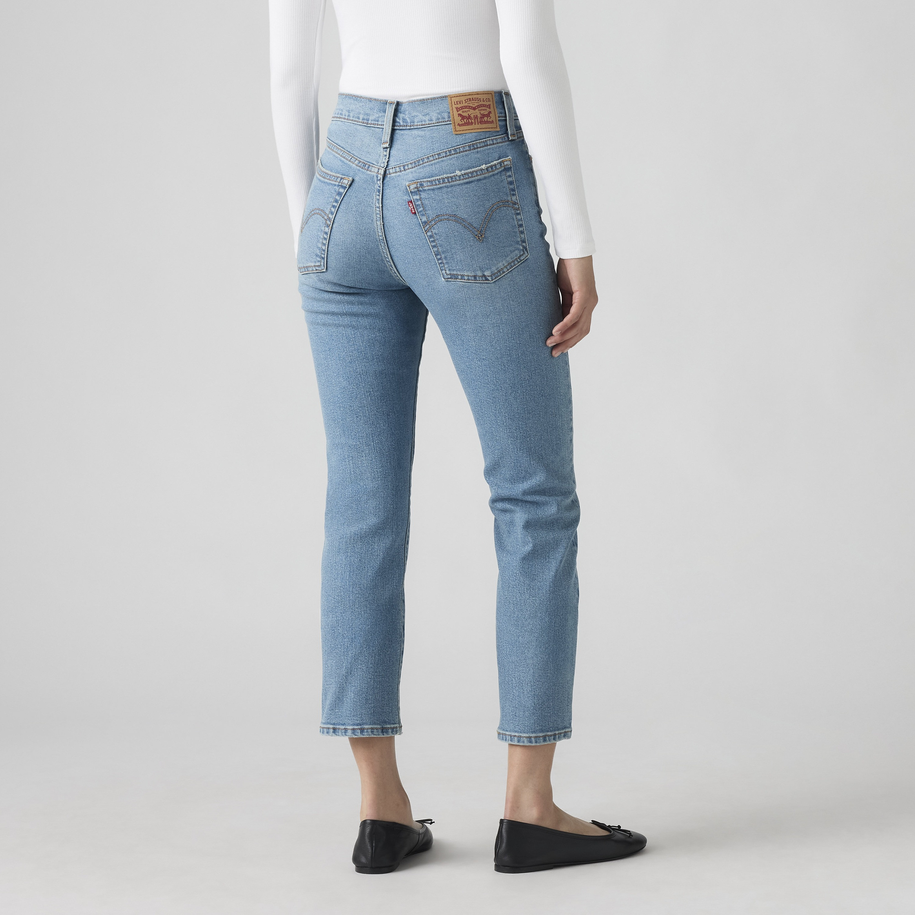 Levi's Slim Fit Blue 5 Pocket Women's Jeans Inseam 30-women-clothing-bottoms-jeans-image-5