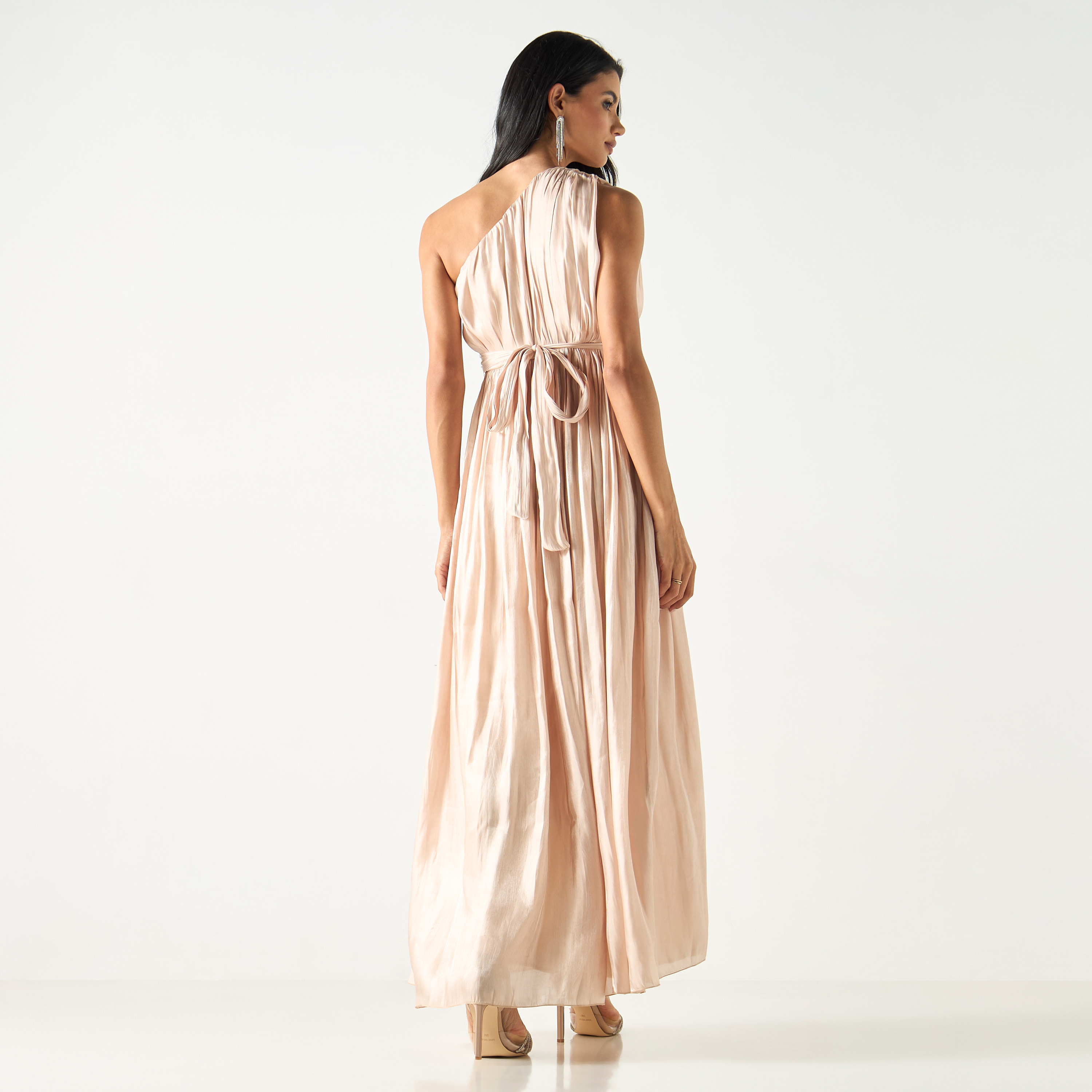 فستان طويل مزين بكتف واحد مع سترة طويلة وحزام رباط-women-clothing-dresses-image-7