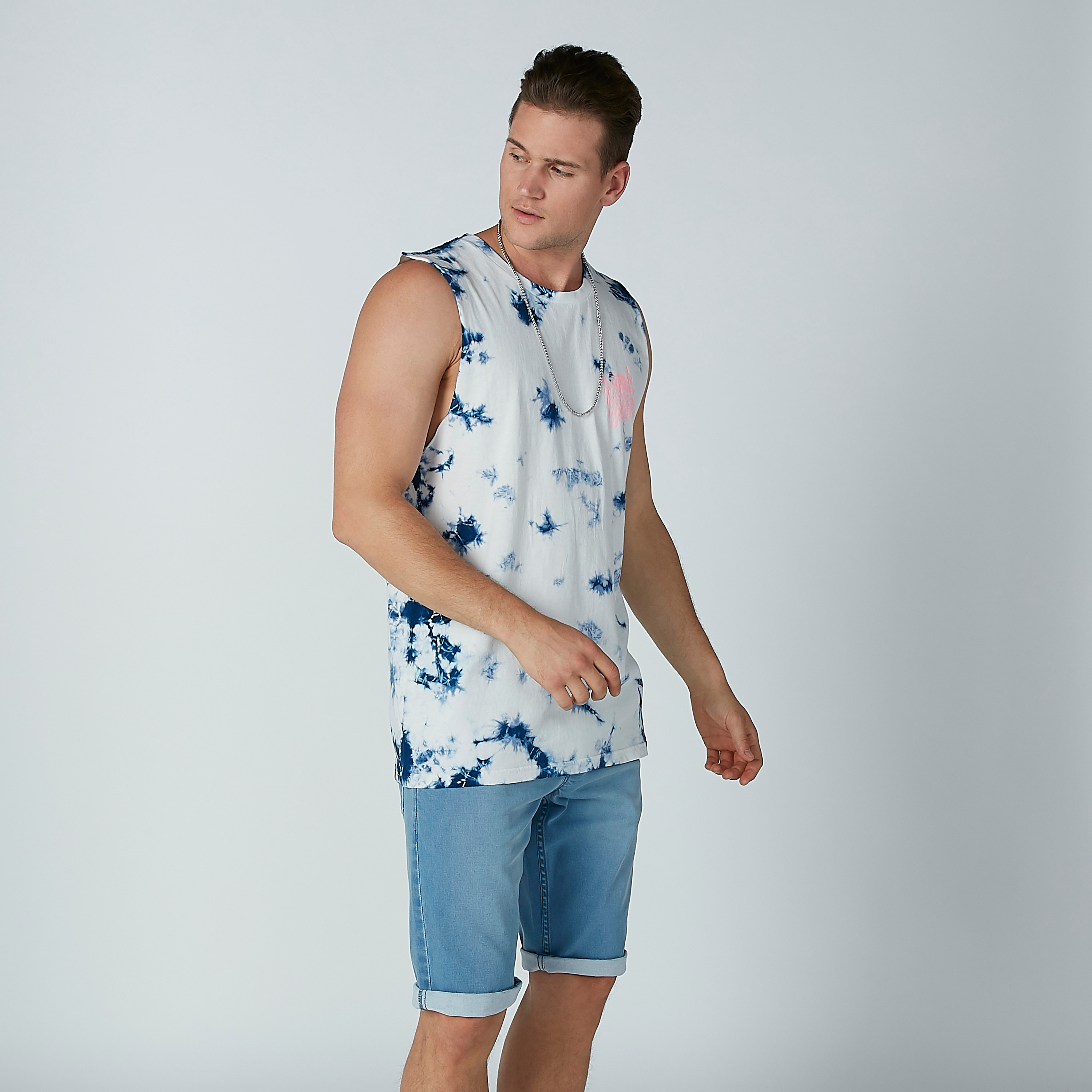 Printed sleeveless t shirts online