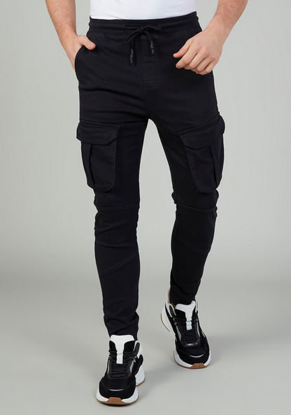Full Length Solid Mid-Rise Cargo Pants with Pocket Detail