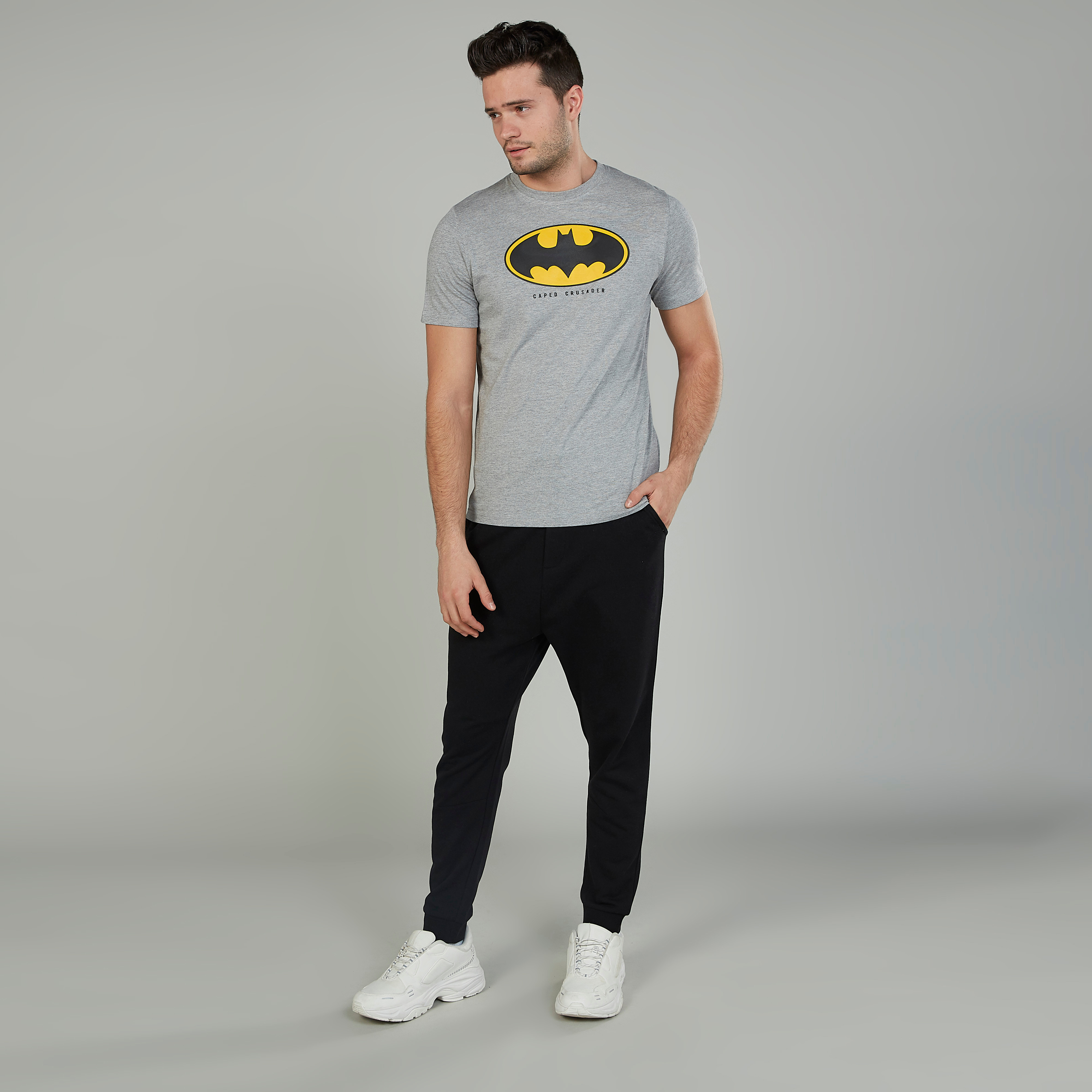بنطلون رياضي سادة طويل بتفاصيل جيوب ورباط-men-clothing-bottoms-joggers-image-2