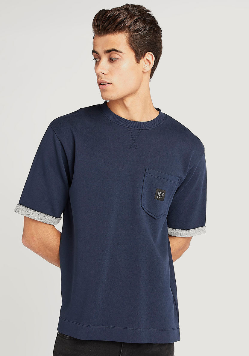Solid T-shirt with Chest Pocket and Crew Neck-T Shirts-image-0