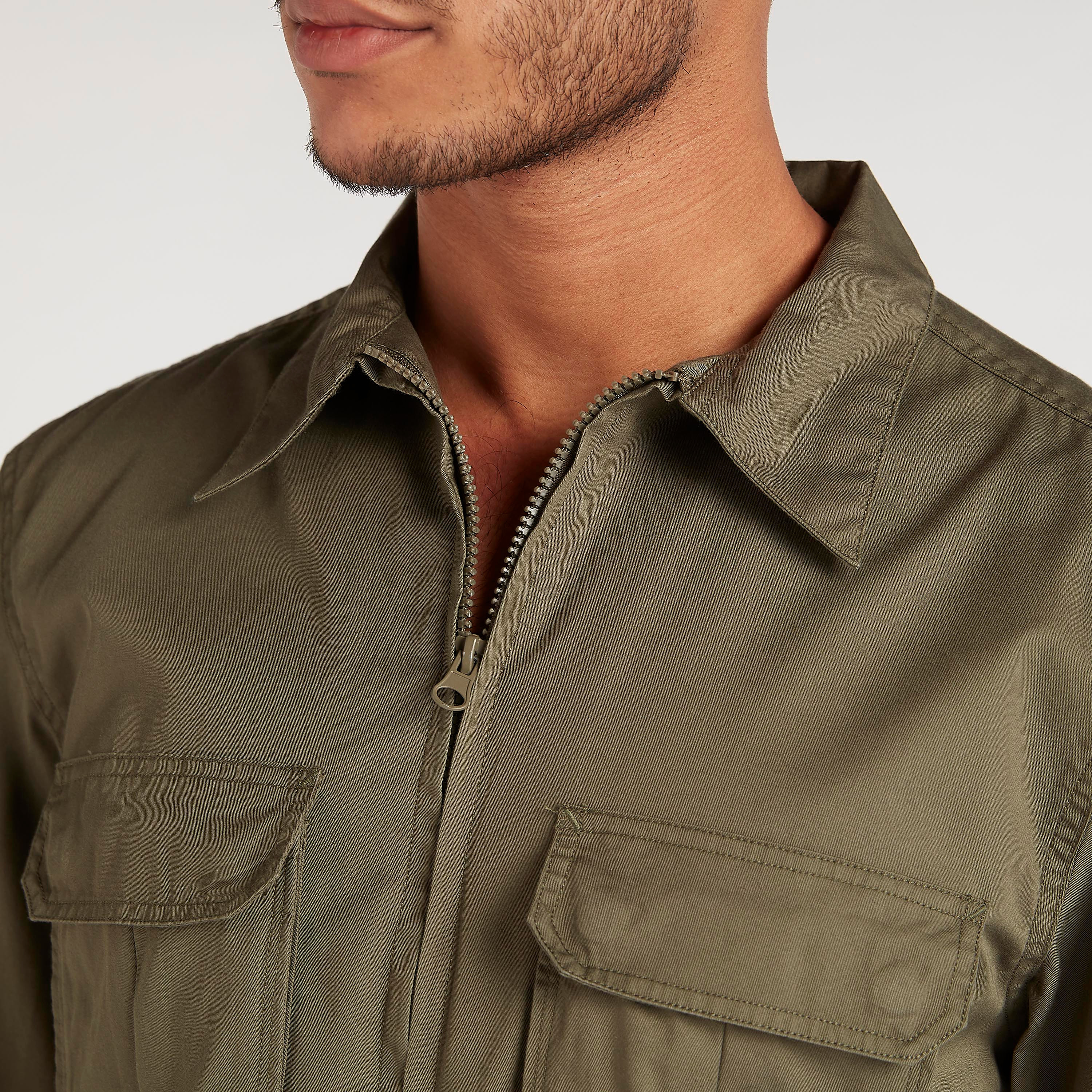 قميص سادة بسحّاب وأكمام طويلة وجيوب بطيّة-men-clothing-shirts-image-6
