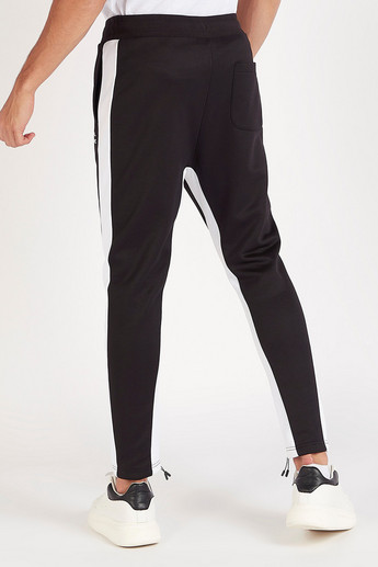 Printed Mid-Rise Joggers with Drawstring Closure and Pockets