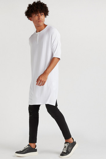 Sustainable Solid Longline T-shirt with Henley Neck