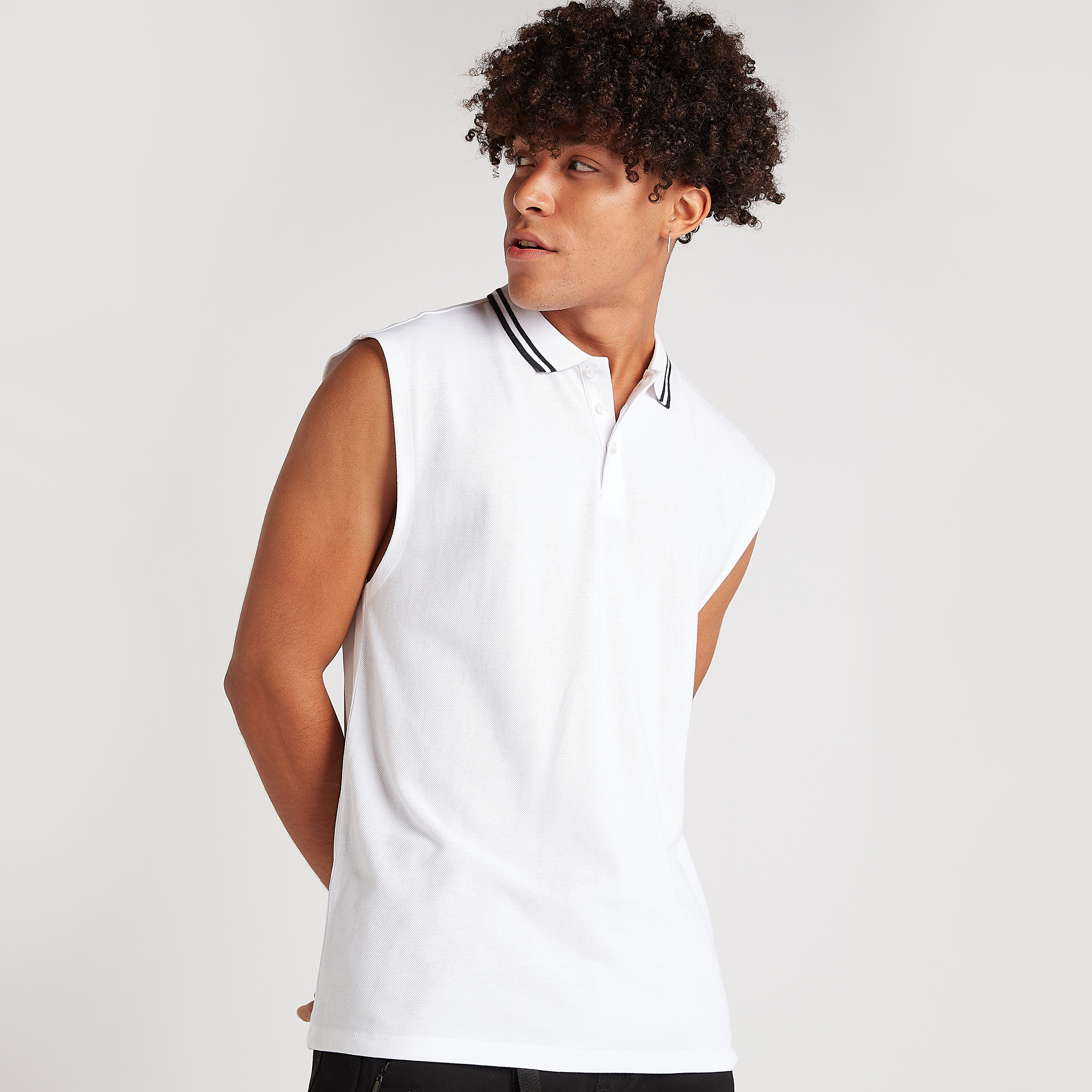 Solid Sleeveless Polo T shirt with Collar Tipping