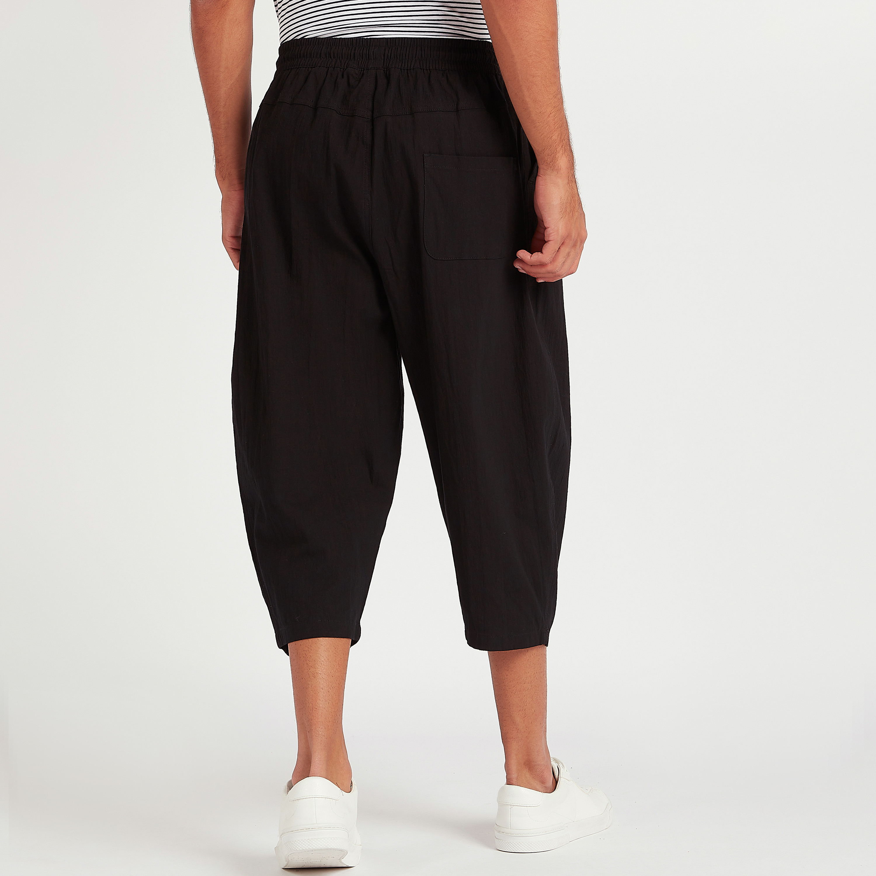 mens cropped sweatpants