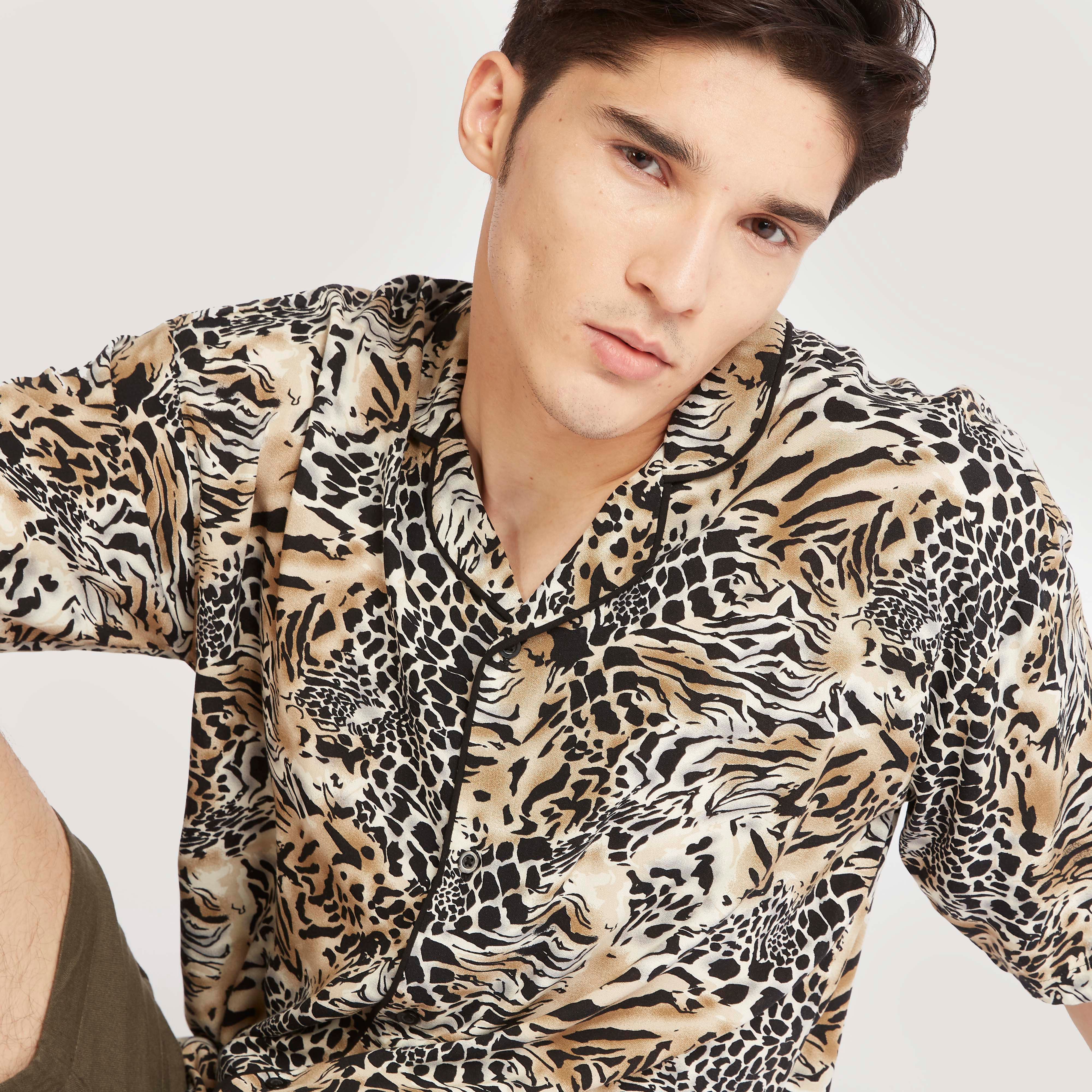 Mens cheetah outlet shirt