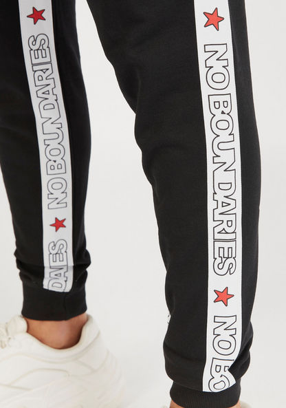 Printed Mid-Rise Joggers with Drawstring Closure