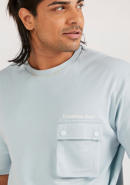 Solid T-shirt with Flap Pocket and Crew Neck