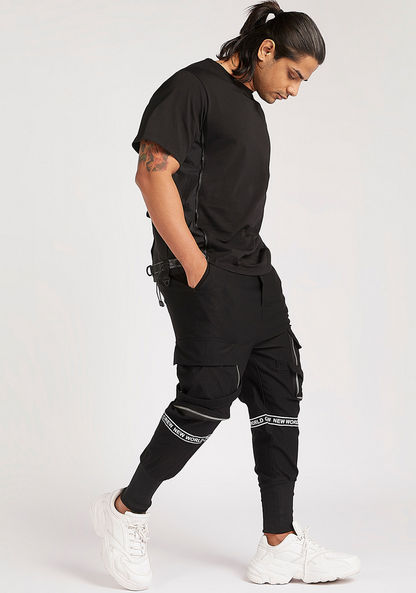 Printed Mid-Rise Slim Fit Joggers with Zipper Detailed Pockets