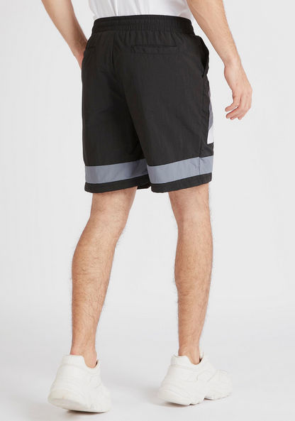 Printed Mid-Rise Relaxed Fit Shorts with Drawstring Closure