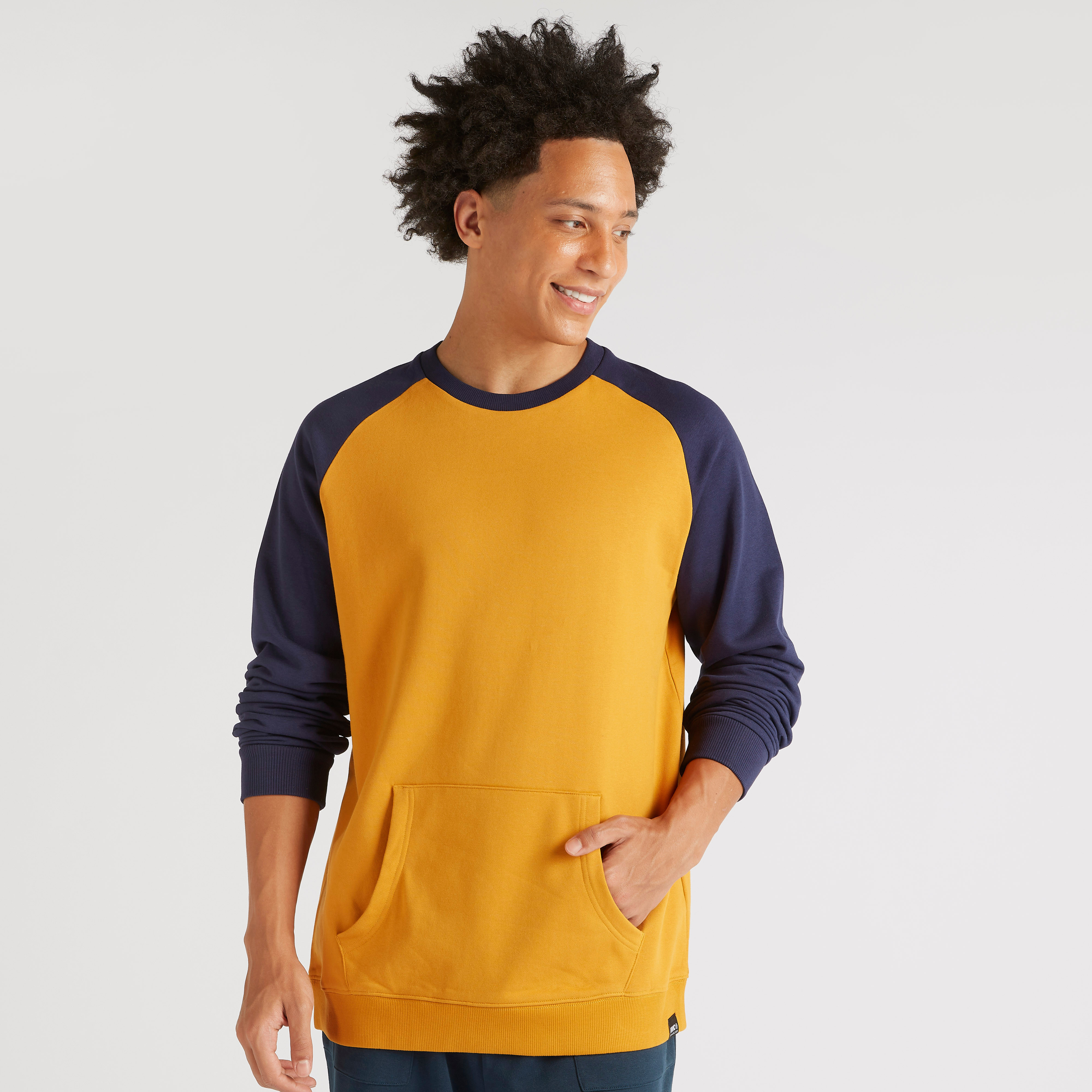 mens crew neck sweatshirt with kangaroo pocket