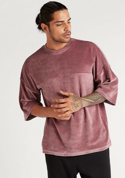 Solid Oversized T-shirt with 3/4 Sleeves and Crew Neck