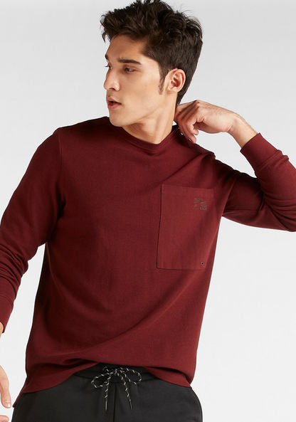 Textured T-shirt with Crew Neck and Long Sleeves