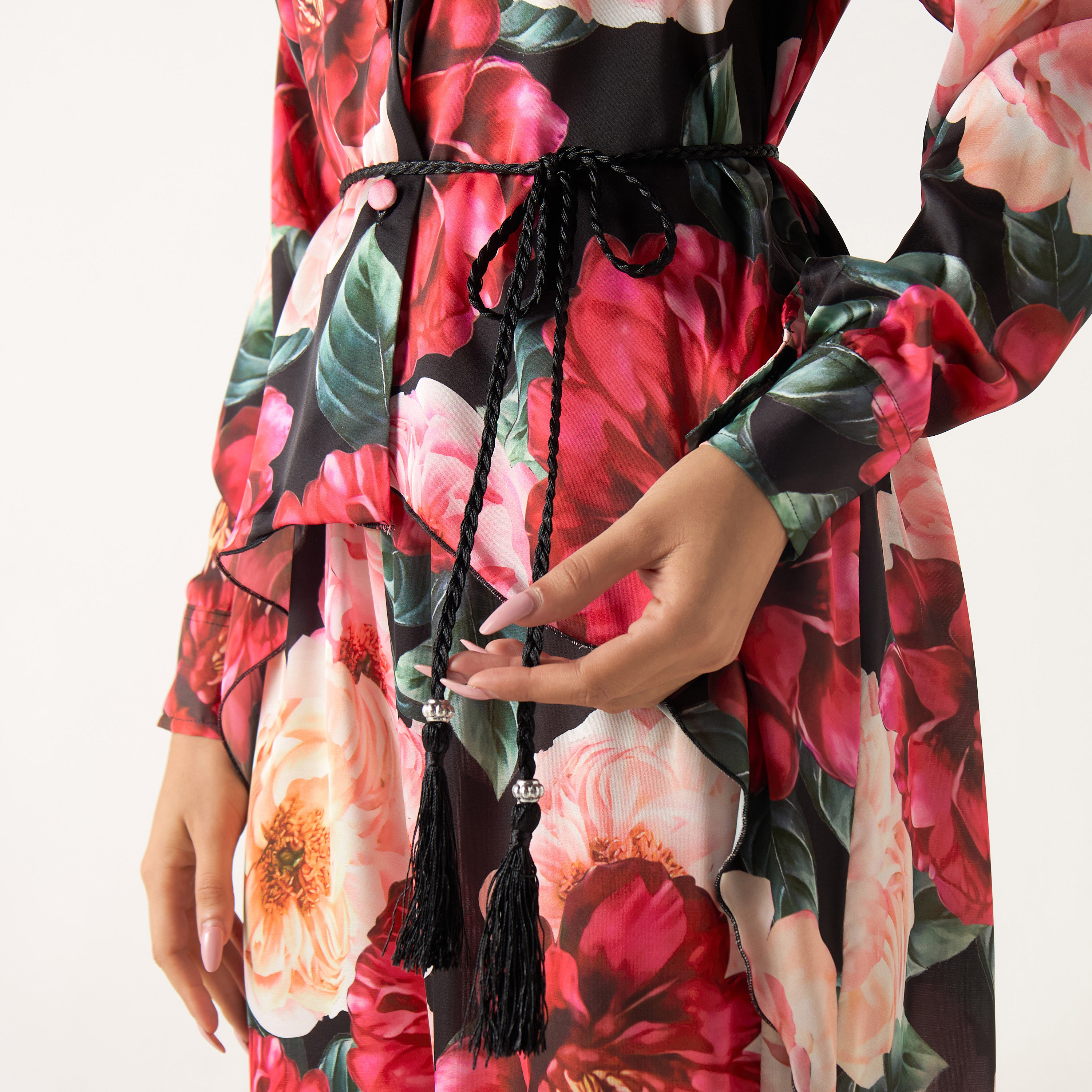طقم بنطلون وبلوزة بطبعات زهرية وأربطة وطول غير مستوي من جولدن أبل-women-clothing-coordsets-image-6