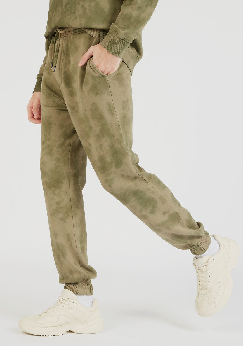 Printed Mid-Rise Joggers with Drawstring Closure and Pockets-Joggers-image-0