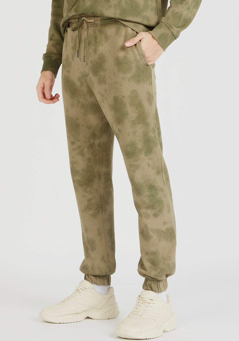Printed Mid-Rise Joggers with Drawstring Closure and Pockets-Joggers-image-4