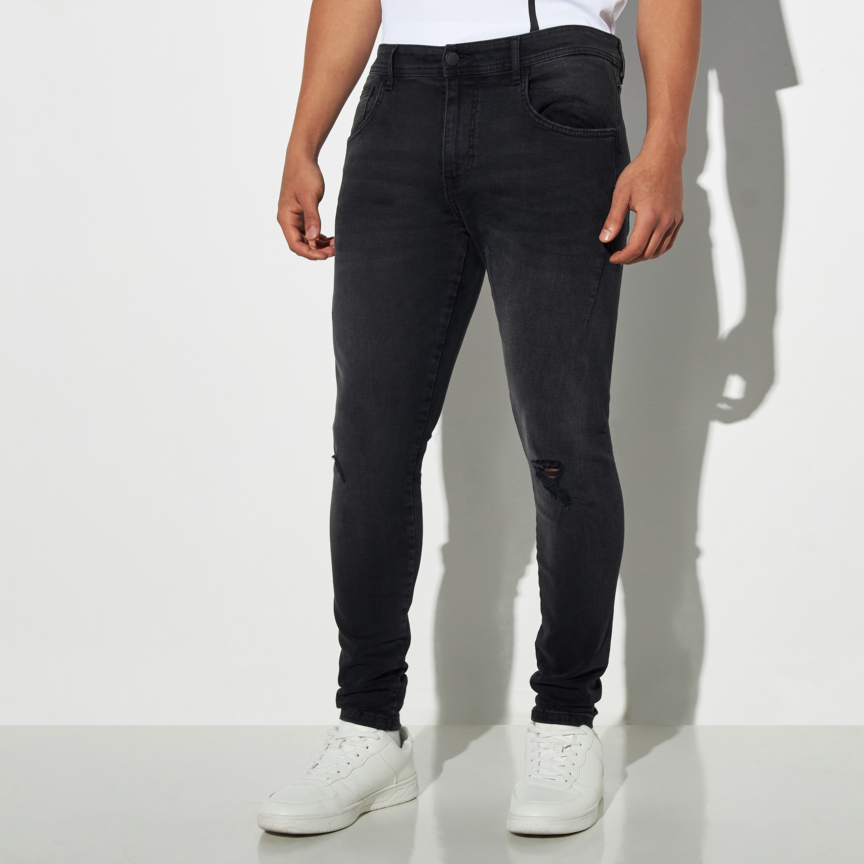 Shop Ripped Skinny Fit Jeans with Pockets Online | Splash UAE
