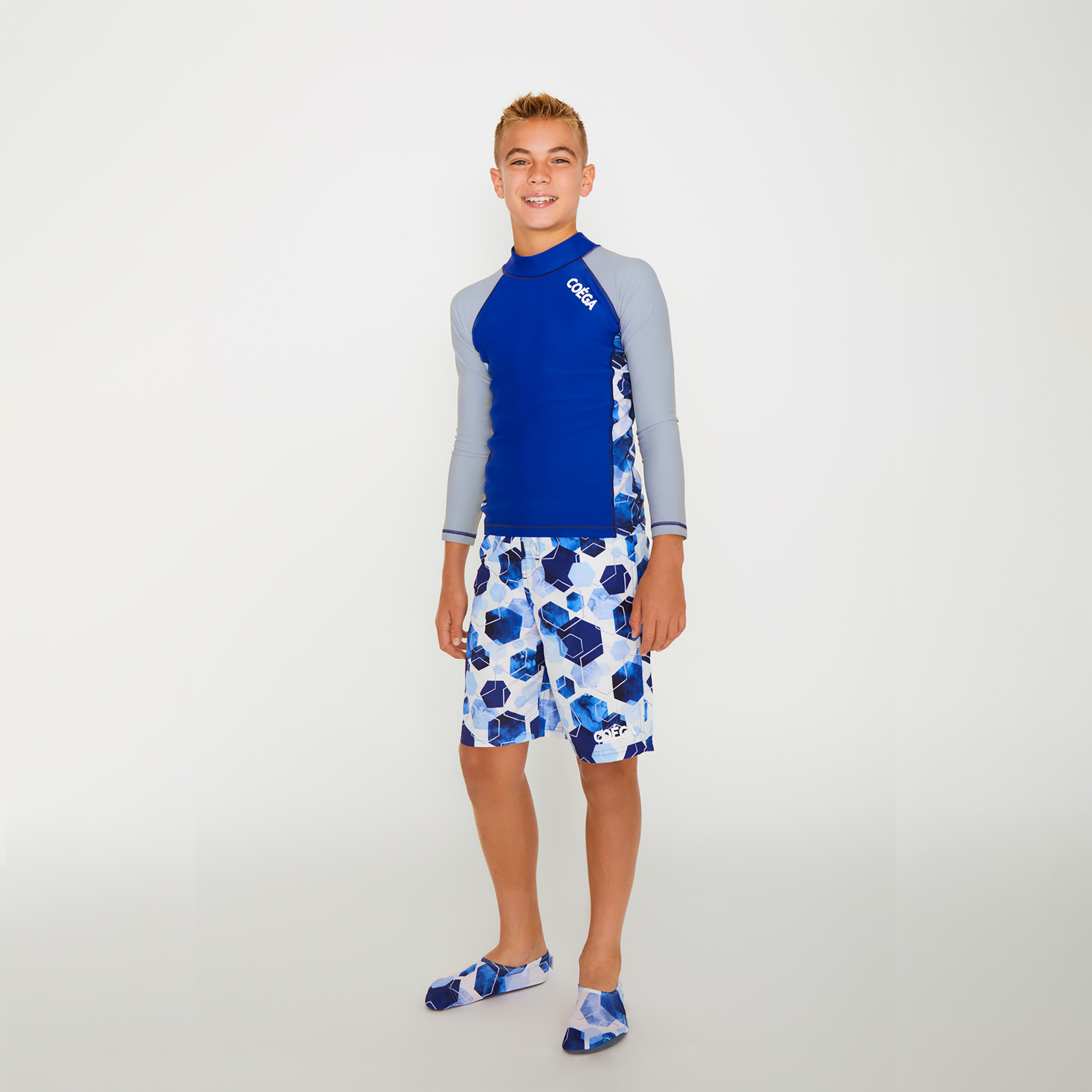 شورت سباحة للأولاد من كويغا بلون أزرق داكن مع ألوان مائية من سداسي الأضلاع-boys-clothing-swimwear-image-2