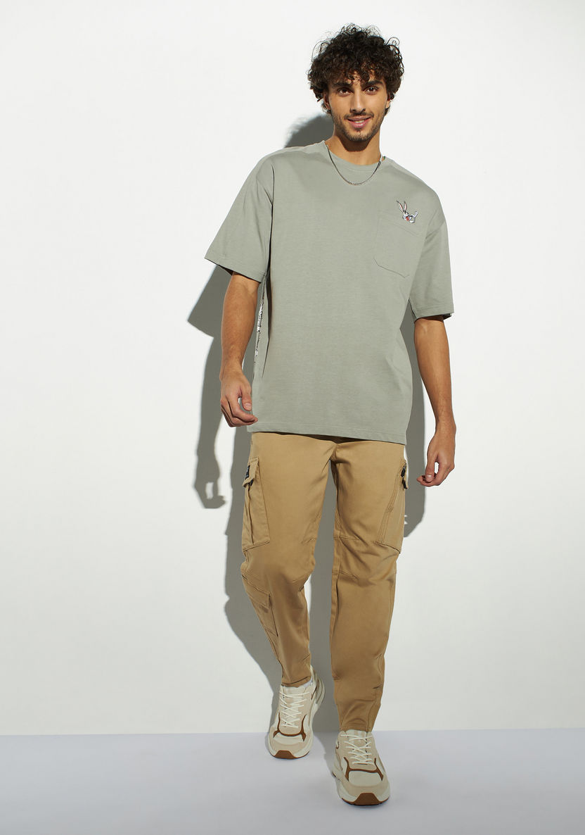 Buy Men's Solid Cargo Pants with Drawstring Closure and Pockets Online ...