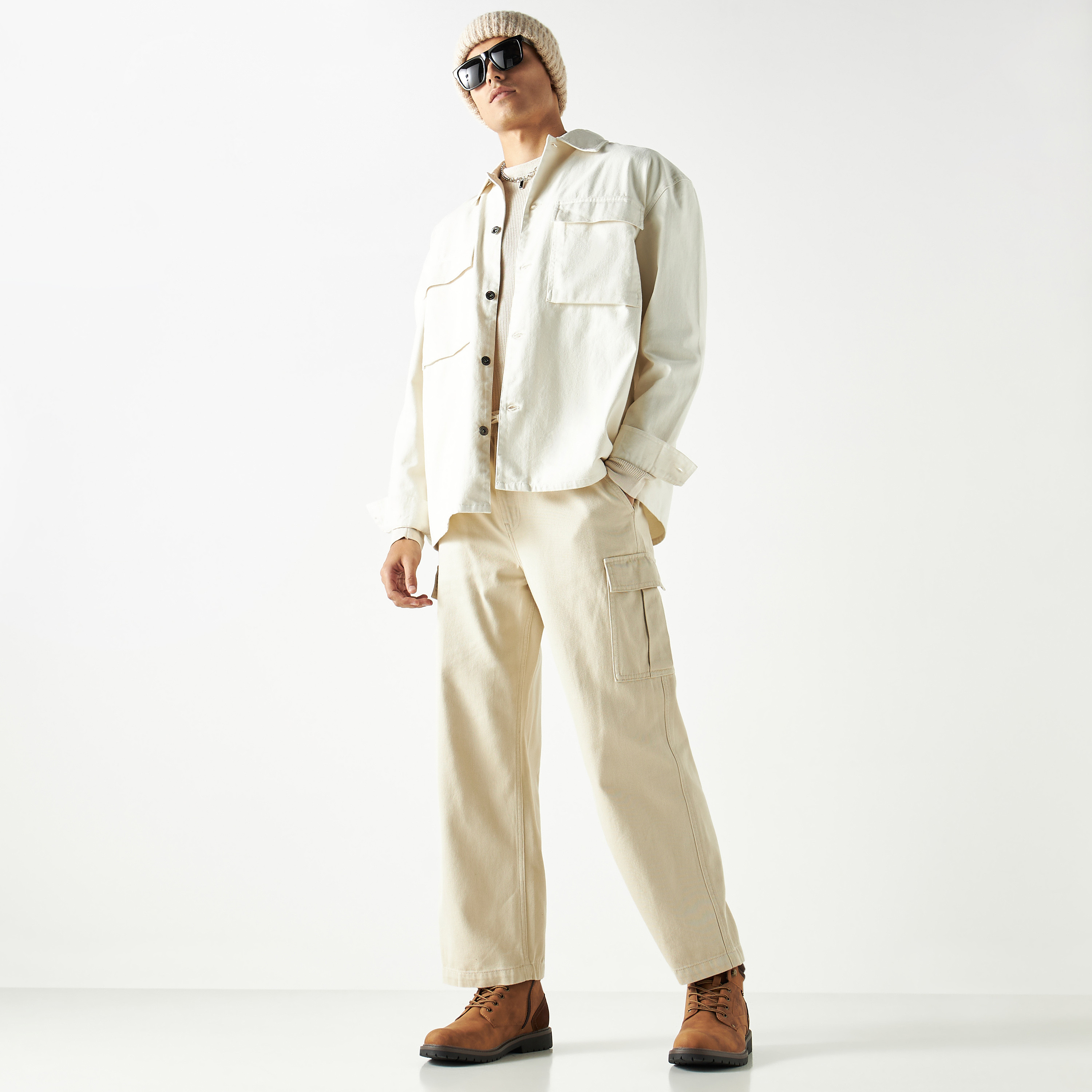 Relaxed Fit Cargo Pants-men-clothing-bottoms-trousersandchinos-trousers-image-2
